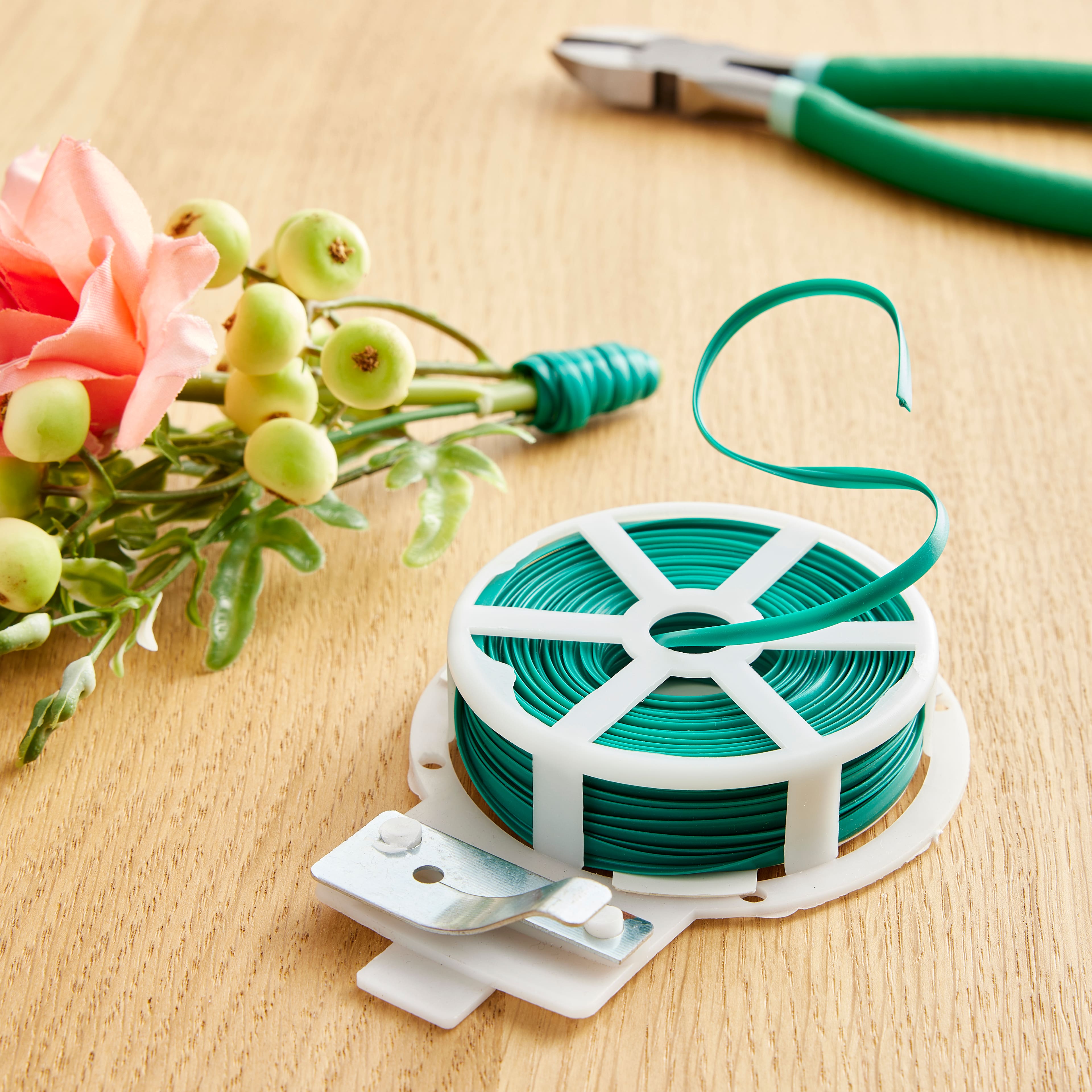 Floral Wire with Cutter by Ashland&#x2122;, 55ft.