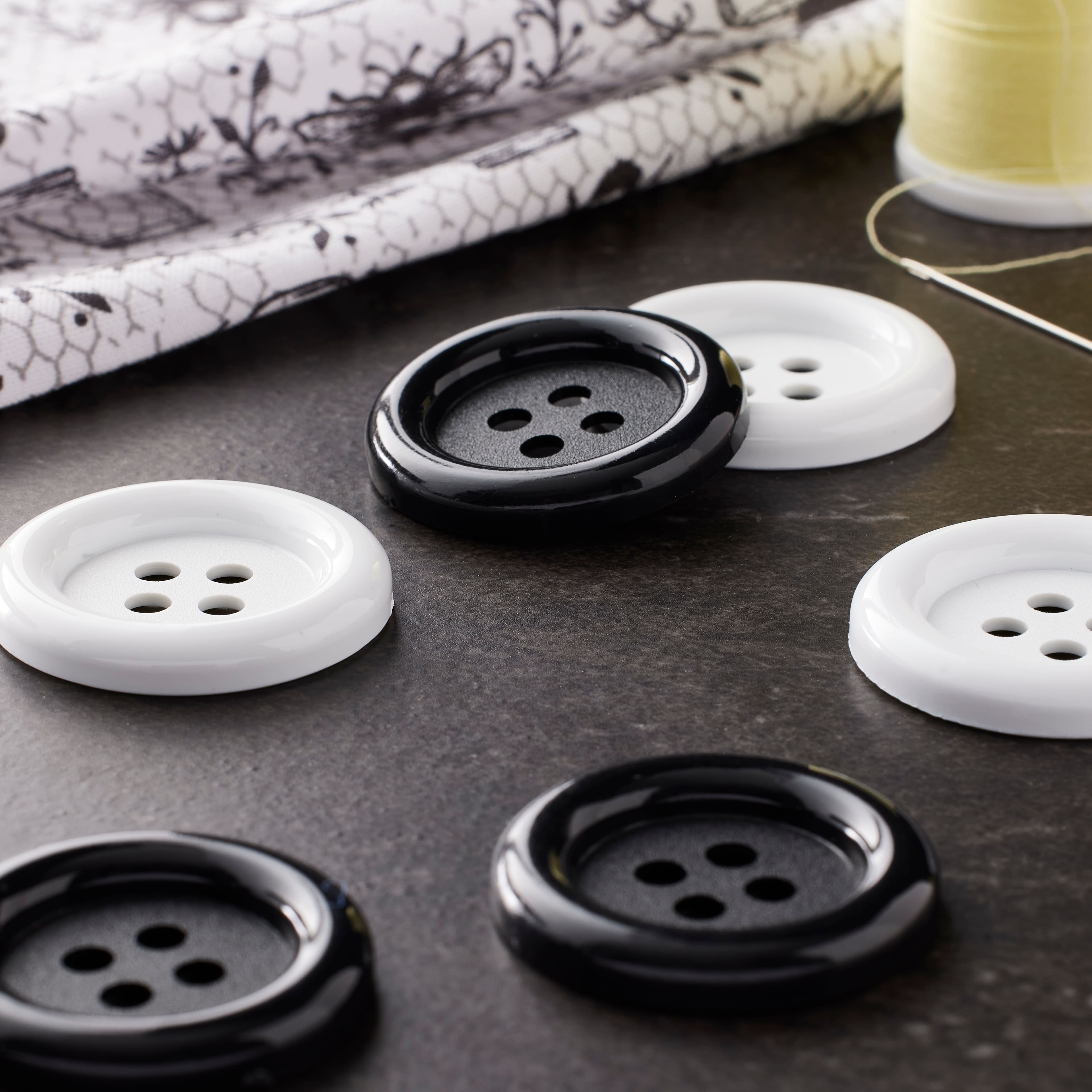 1.375" Basic Buttons, Black & White by Loops & Threads®