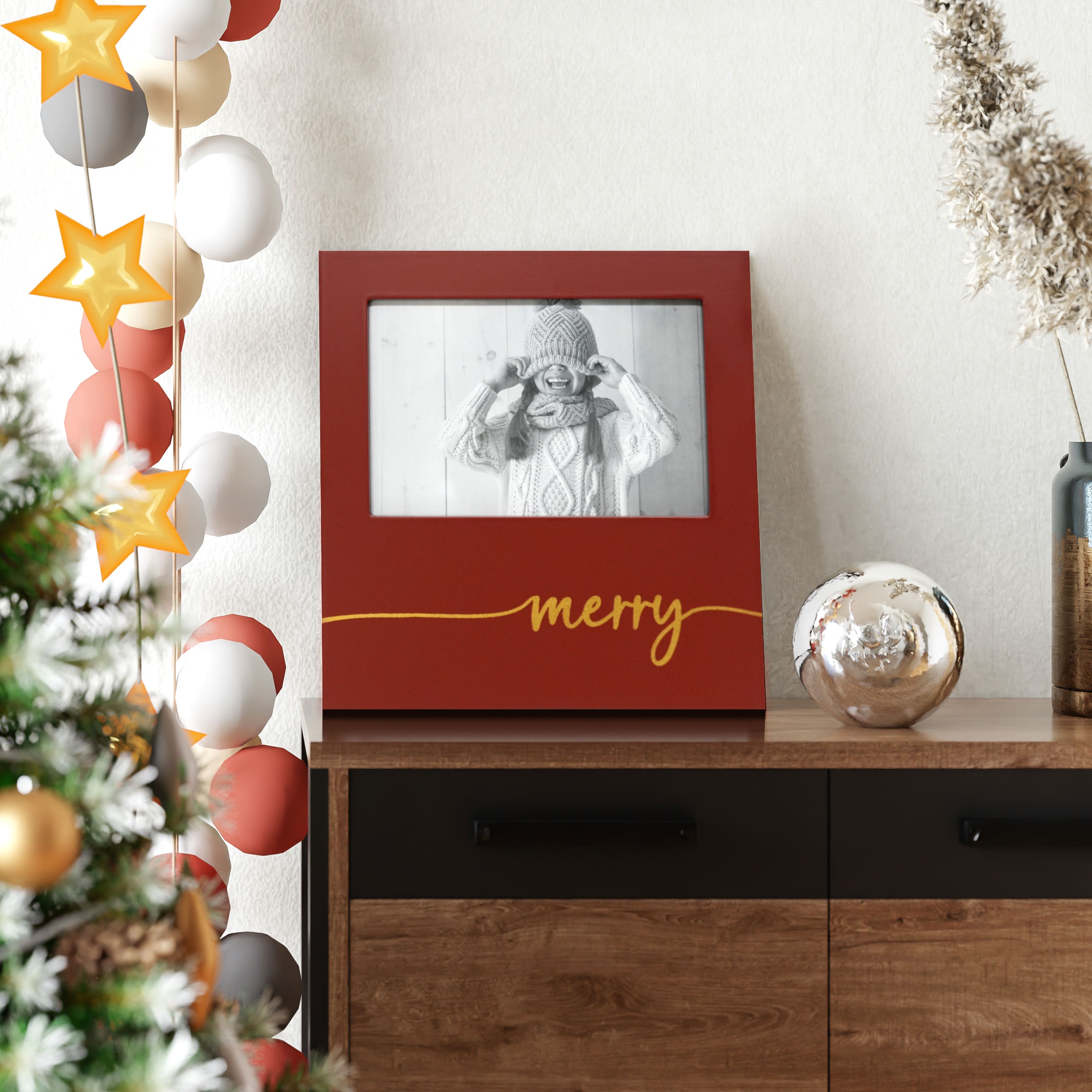 4&#x22; x 6&#x22; Red Merry Frame by Studio D&#xE9;cor&#xAE;