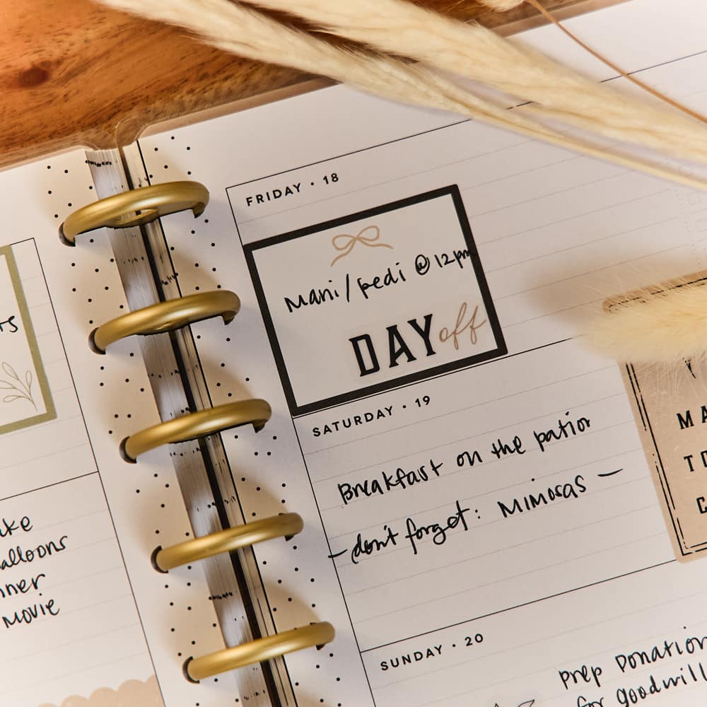 The Classic Happy Planner&#xAE; Heritage Charm