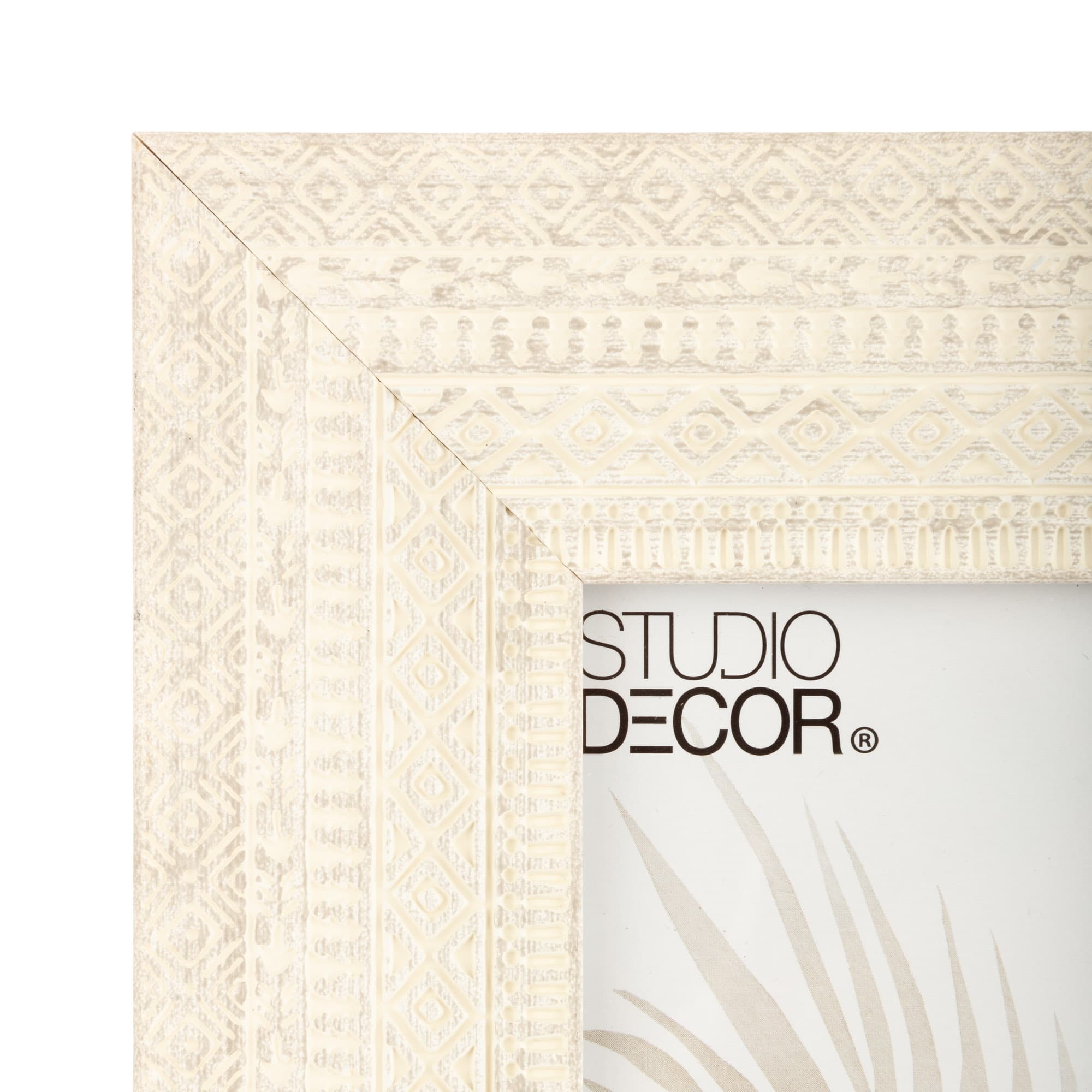 White Woven Embossed 5&#x22; x 7&#x22; Picture Frame by Studio D&#xE9;cor&#xAE;