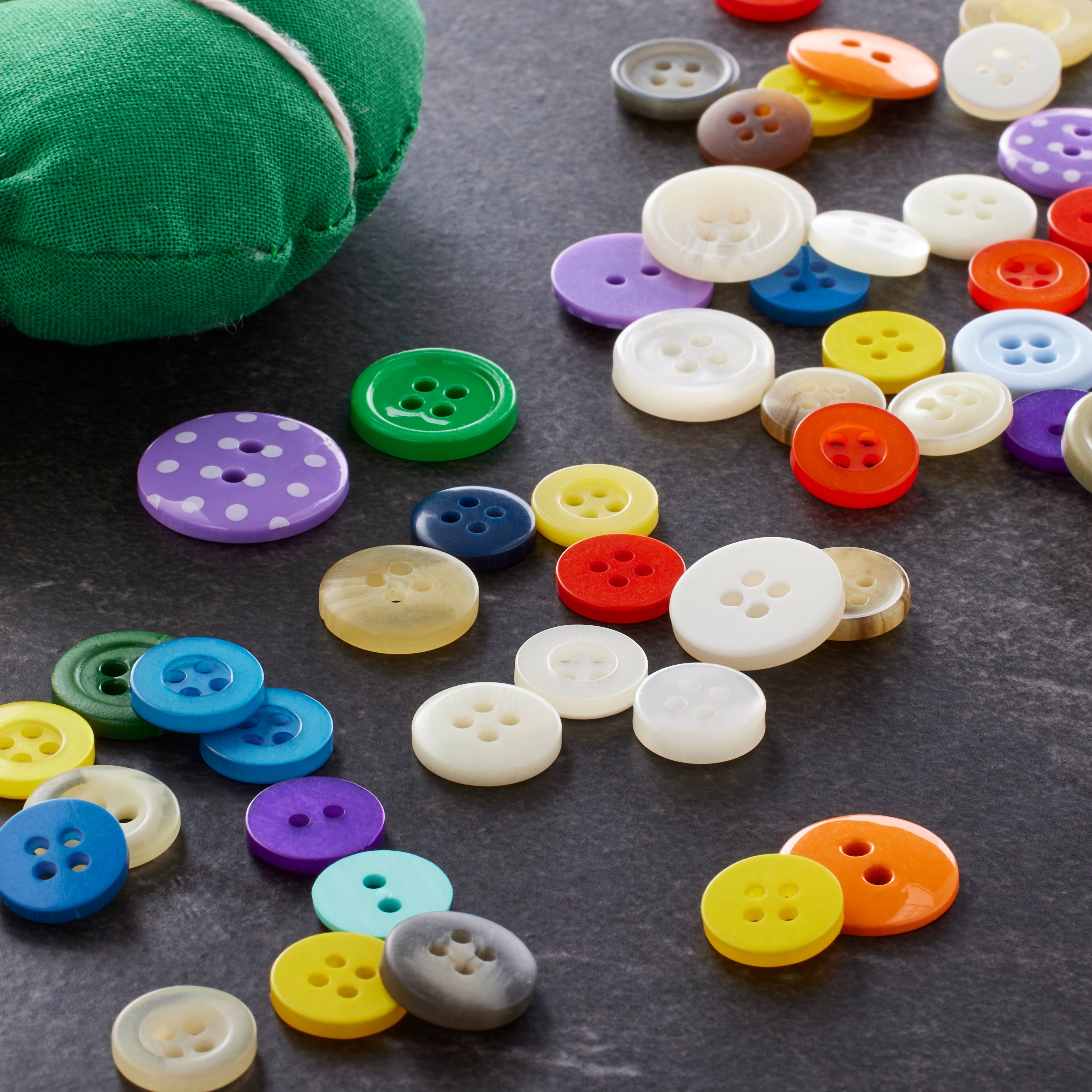 Assortiment de boutons multicolores de 30 g de Loops & Threads