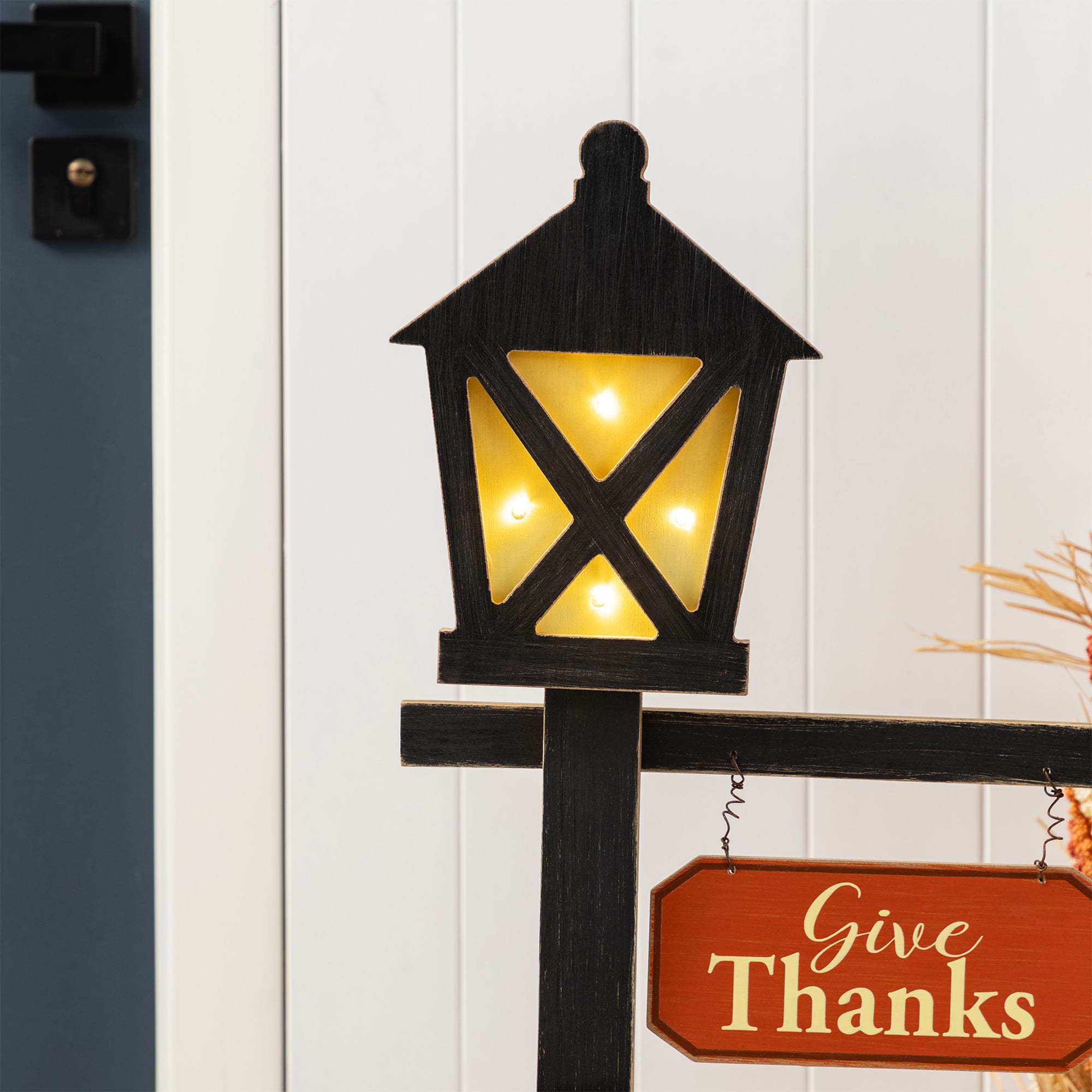 Glitzhome&#xAE; 36&#x22;H Lighted Thanksgiving Wooden Turkey Lamp Post Porch Decor