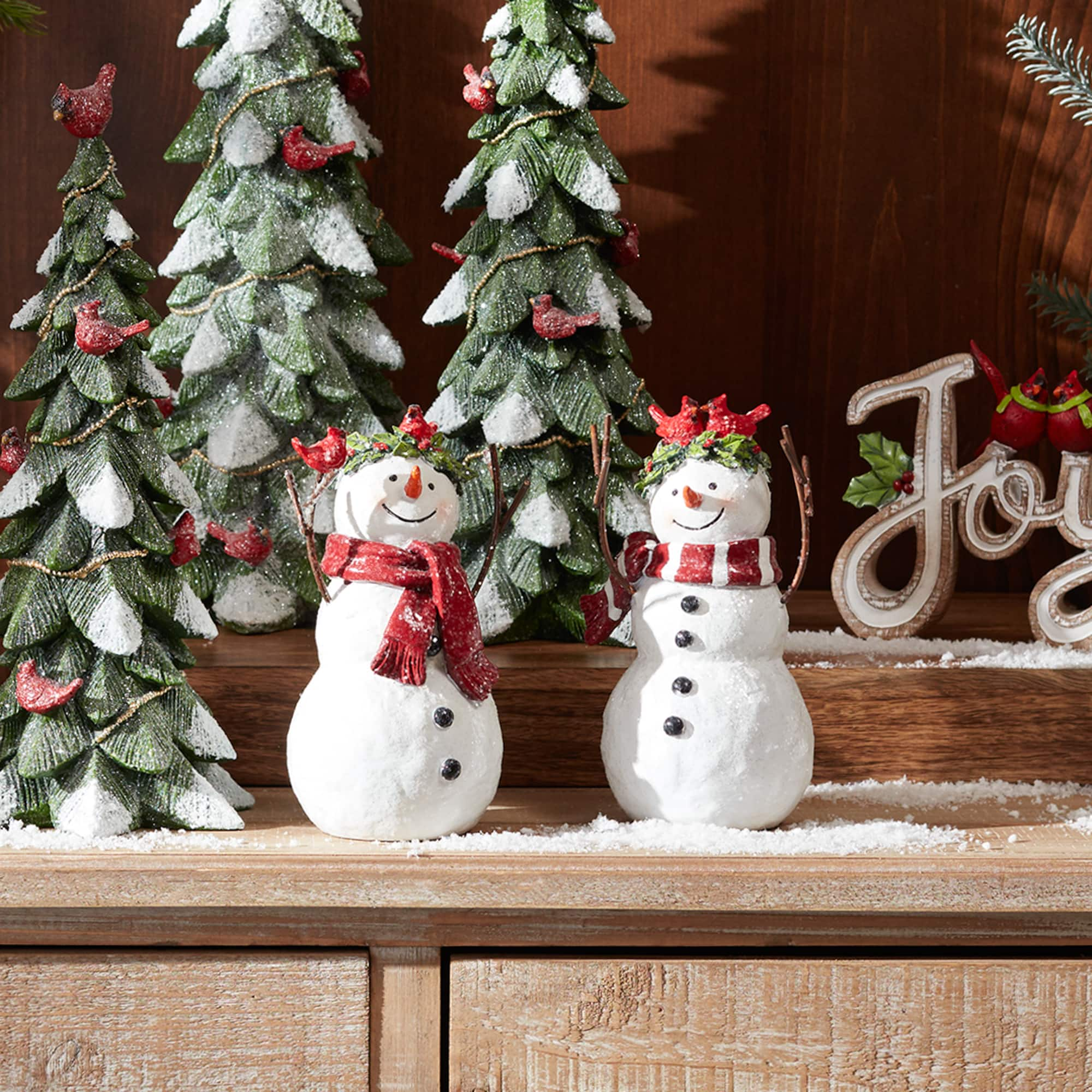 7&#x22; Snowman Figurine with Cardinal Accents Set