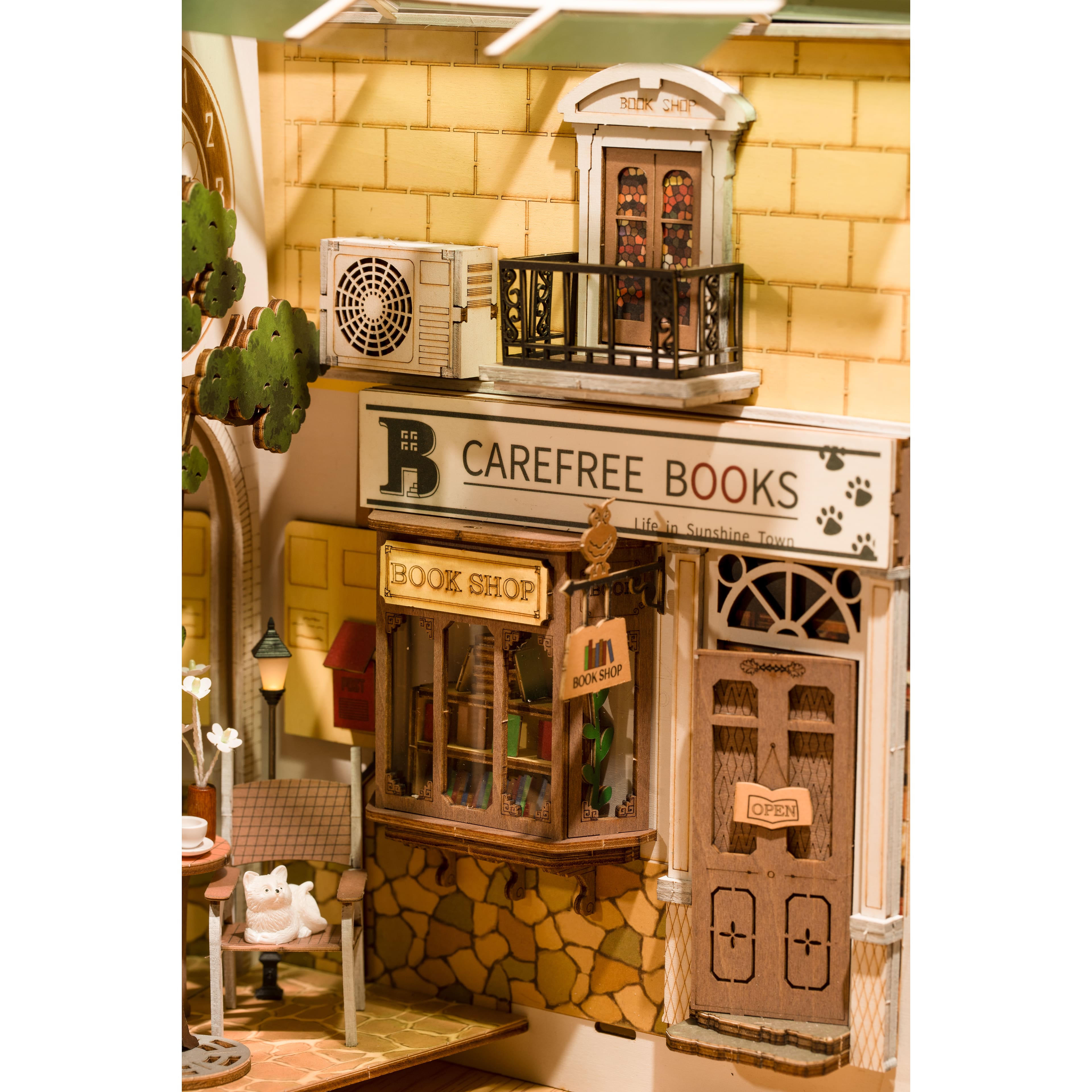 Rolife® Sunshine Town DIY Book Nook Shelf Insert Kit