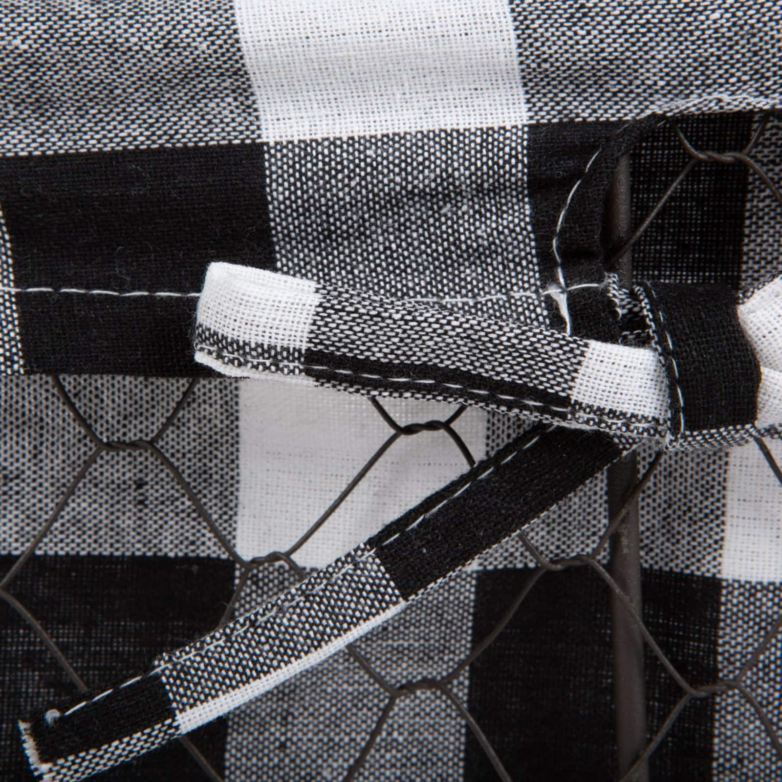DII&#xAE; Black &#x26; White Checkered Chicken Wire Basket 5 Piece Set
