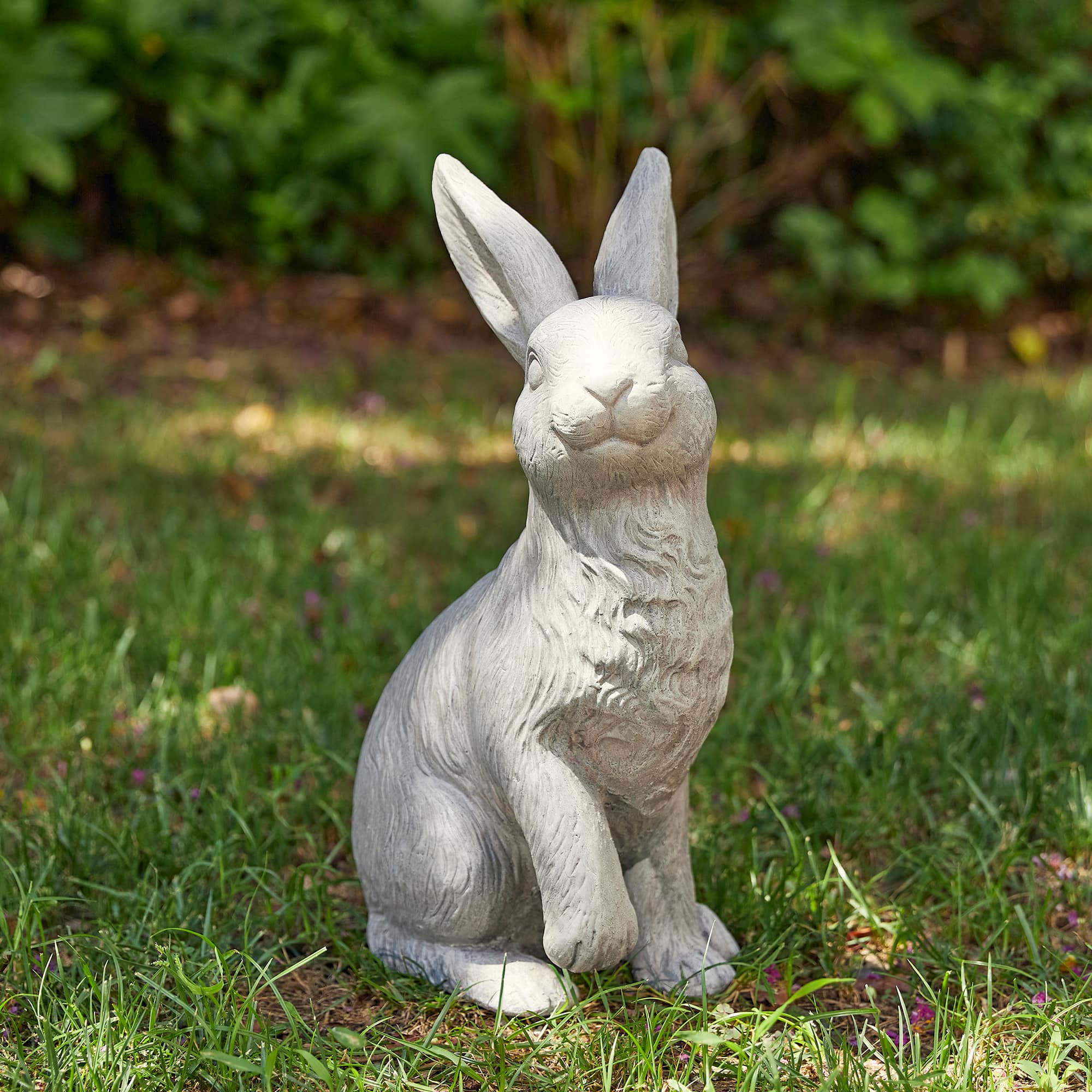 Glitzhome&#xAE; 18&#x22; MGO Sitting Rabbit Garden Statue