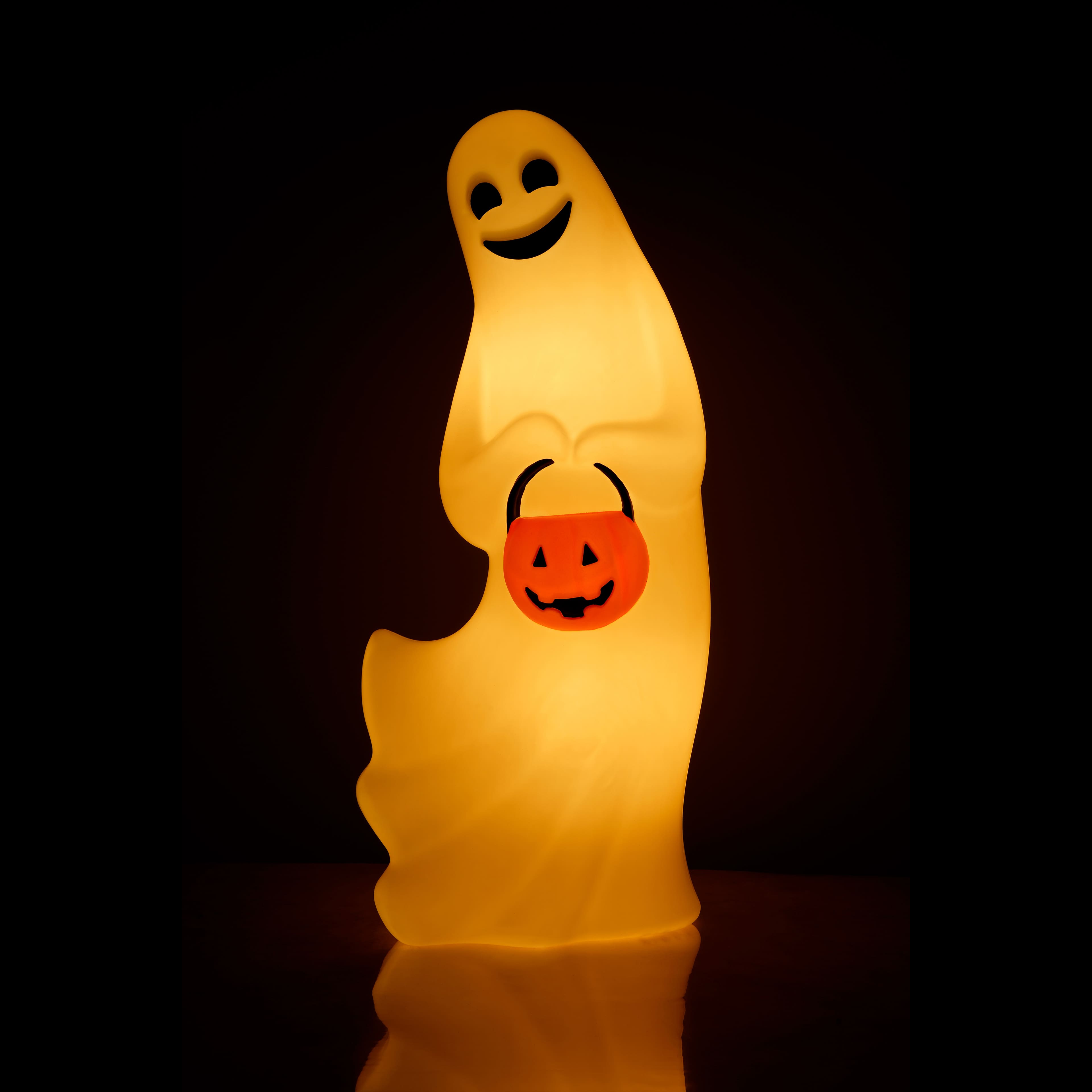 24&#x22; Light Up Ghost by Ashland&#xAE;