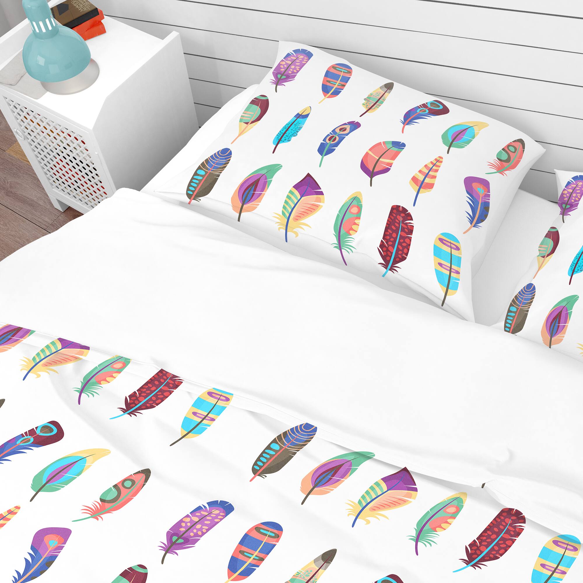 Designart 'Colored Feathers Set' Southwestern Bedding Set - Duvet Cover & Shams