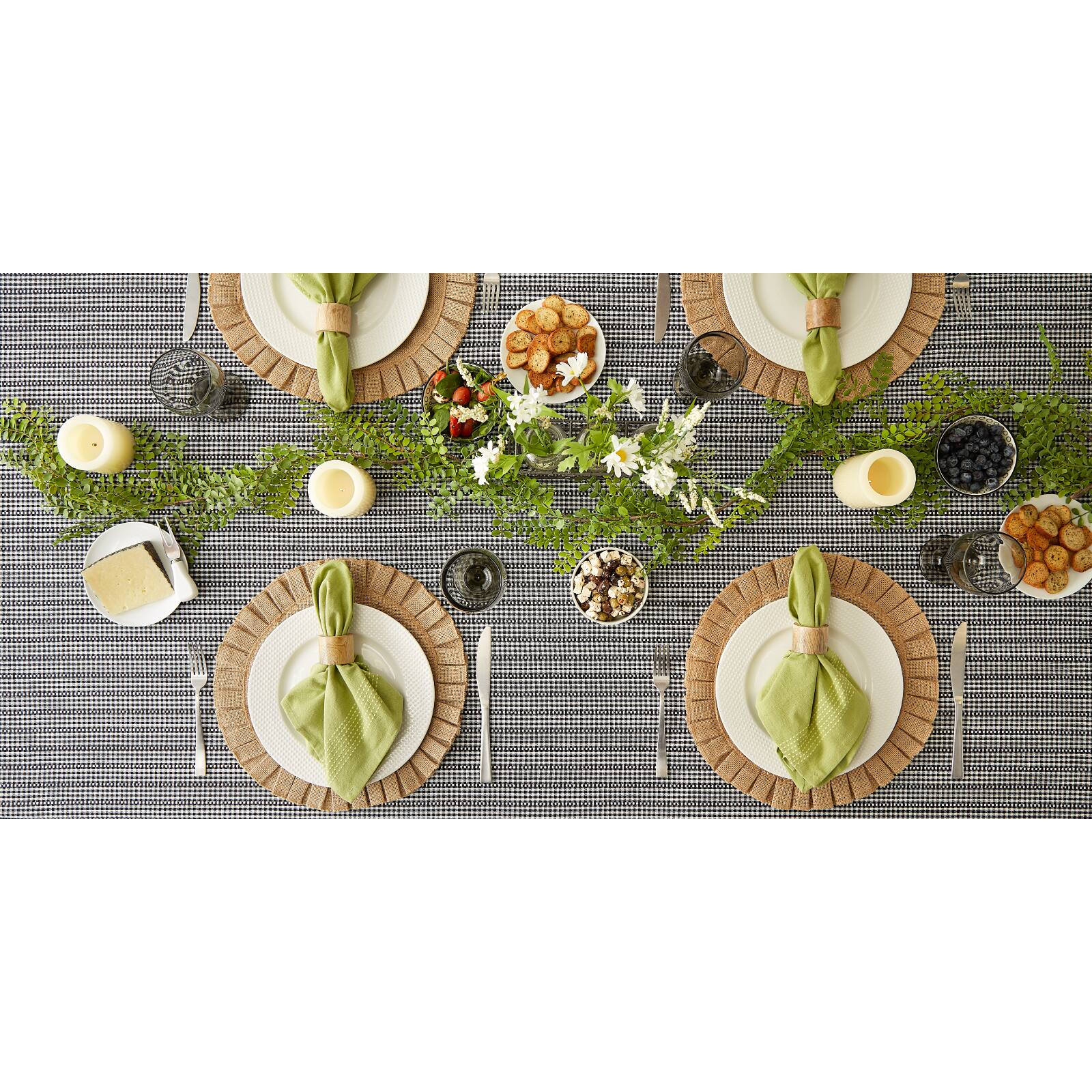 Black Farmhouse Gingham Tablecoth 70" Round