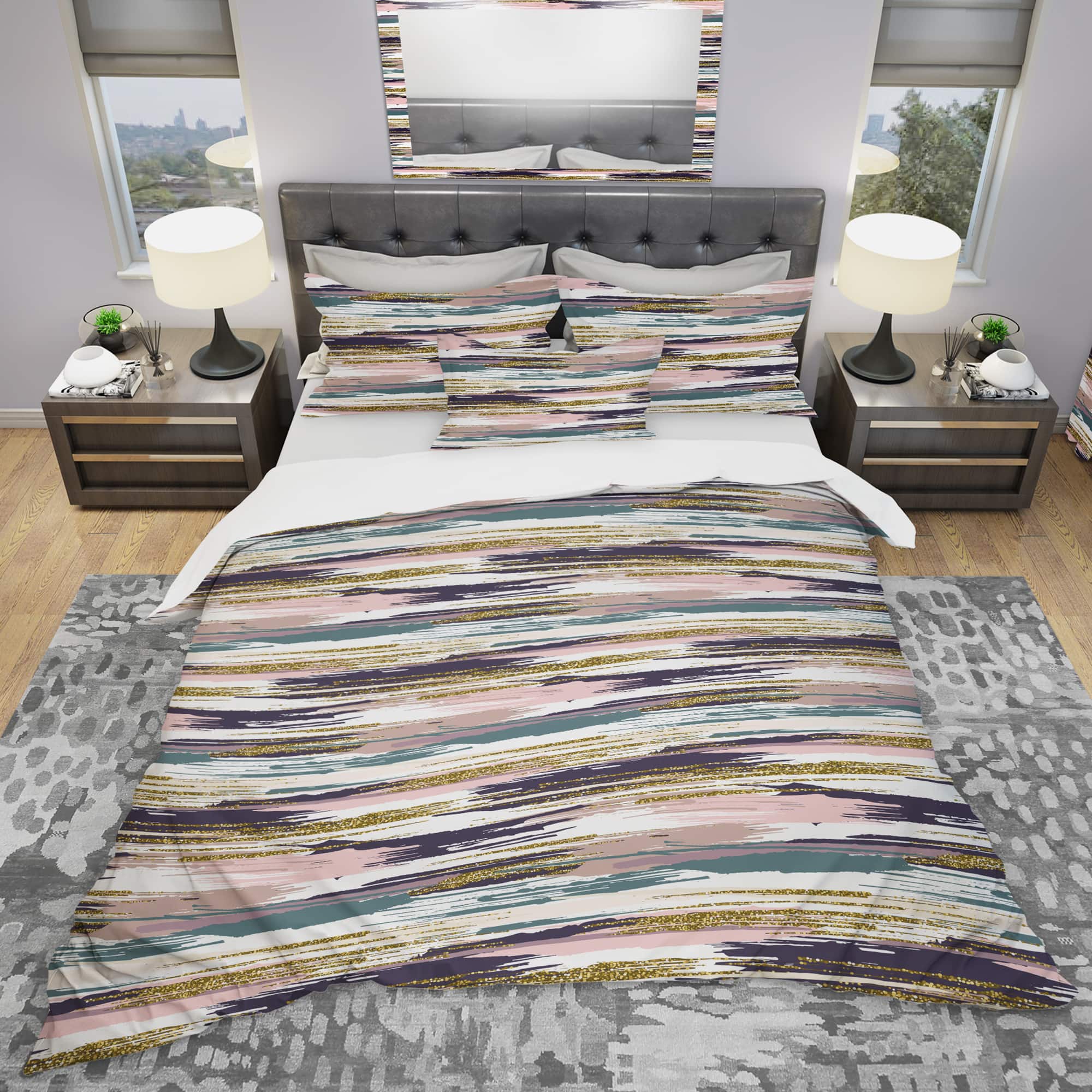 Designart &#x27;Gold Glitter Textured Brush Strokes &#x26; Stripes&#x27; Modern &#x26; Contemporary Bedding Set - Duvet Cover &#x26; Shams