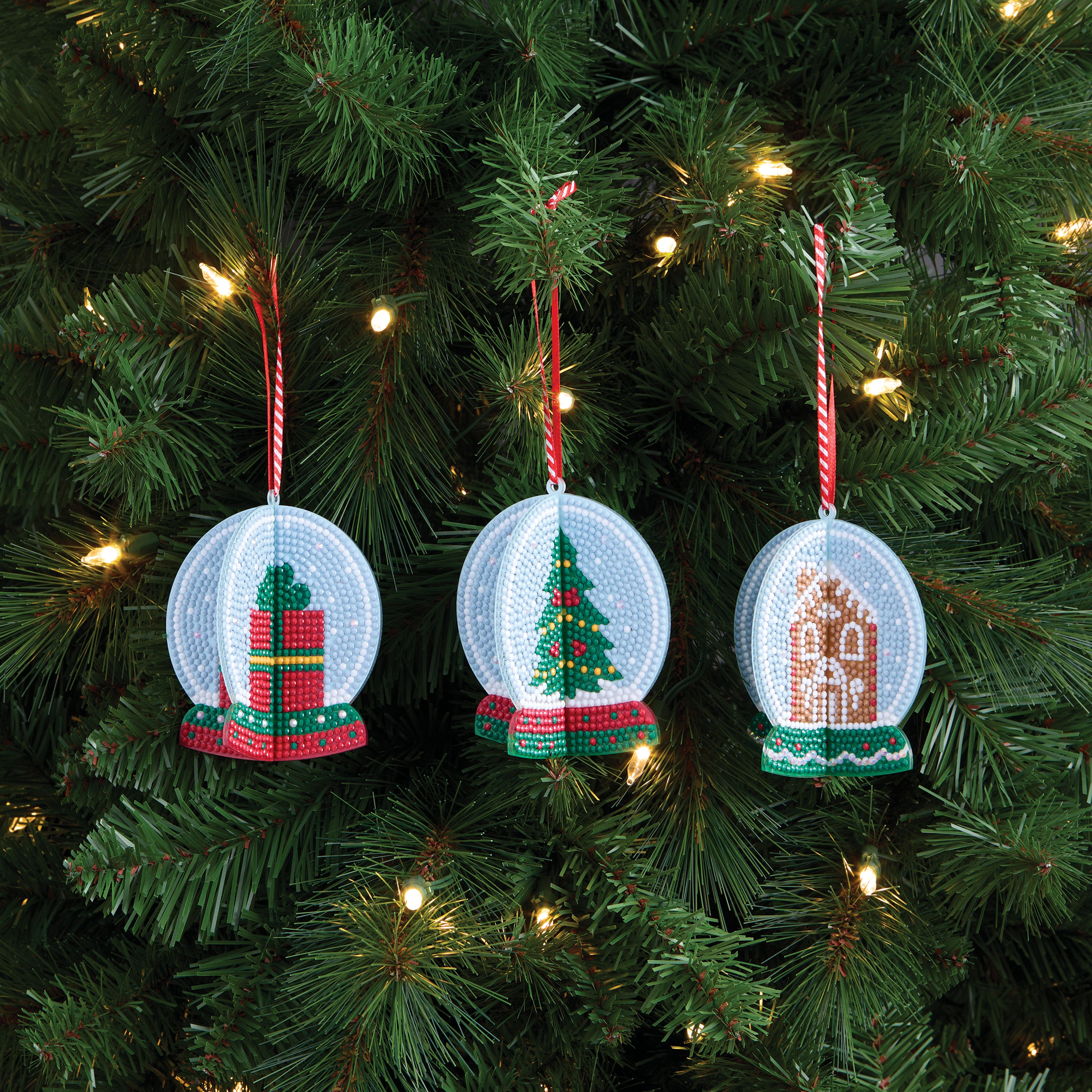3D Snow Globe Ornament Diamond Art Kit by Make Market&#xAE;