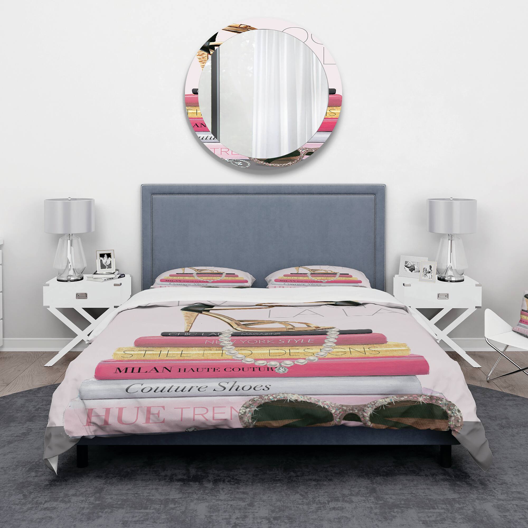 Designart &#x27;Paris Glamourous Gold Style II&#x27; Teenage Bedding Set - Duvet Cover &#x26; Shams