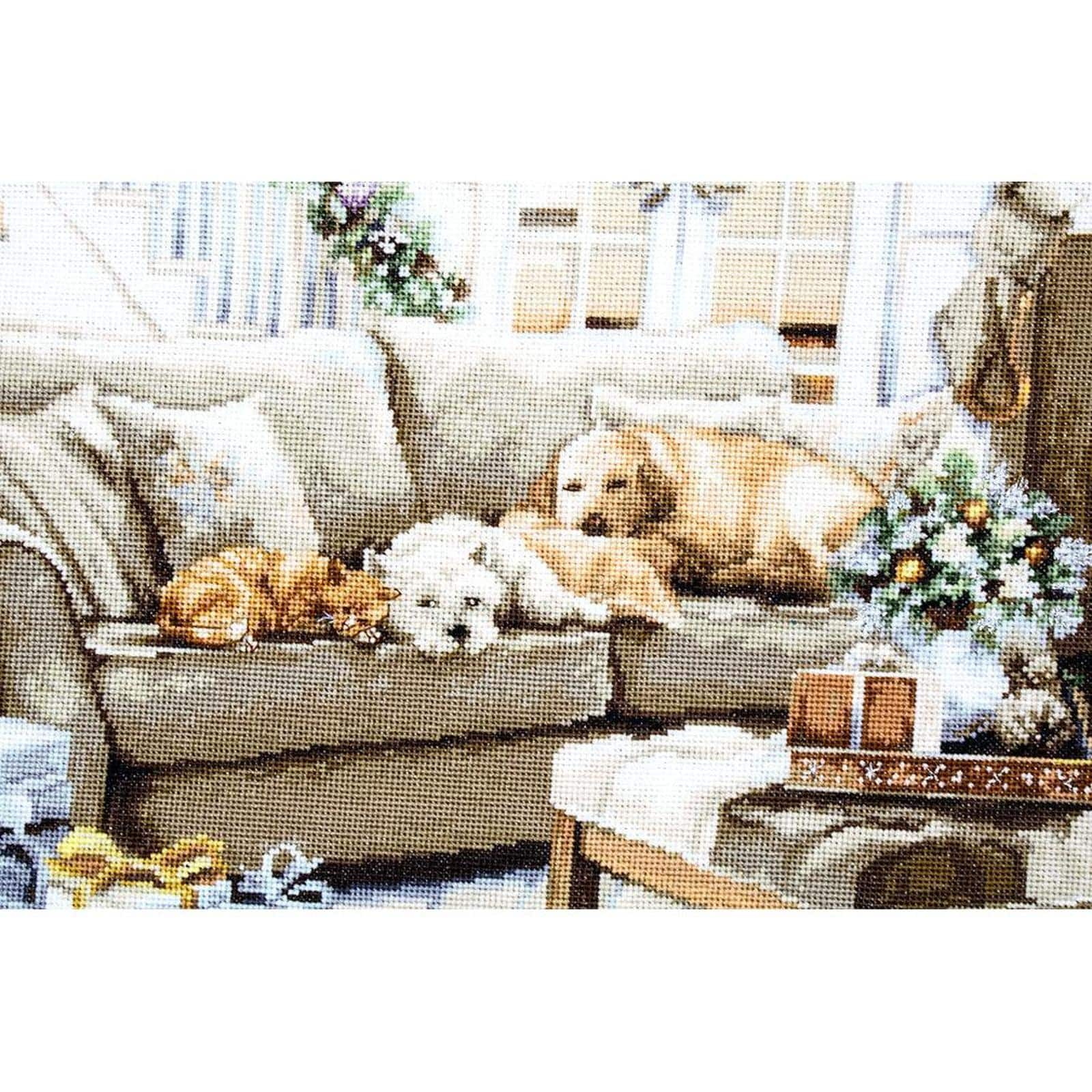 Luca-S Dreaming Of A White Christmas Counted Cross Stitch Kit