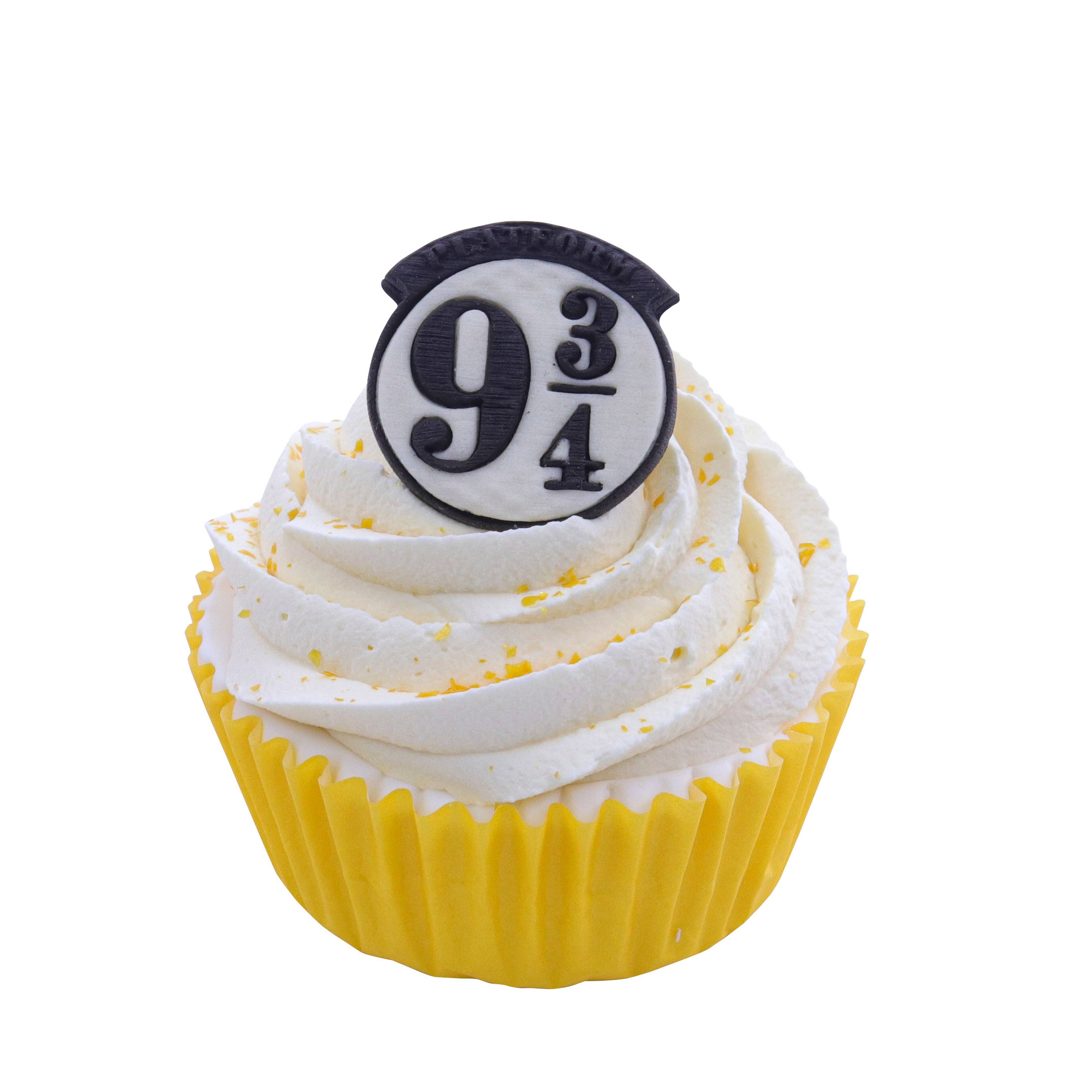 PME Cake&#xAE; Hogwarts&#x2122; Edible Cake Toppers, 6ct.