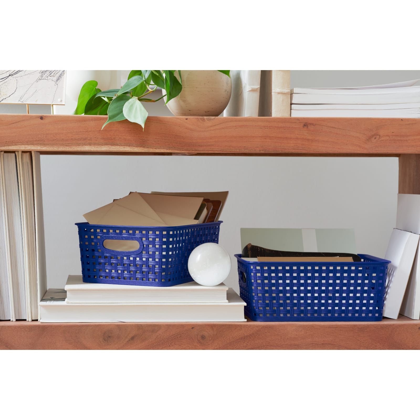 Krylon&#xAE; D&#xE9;cor Selects Satin Paint &#x26; Primer