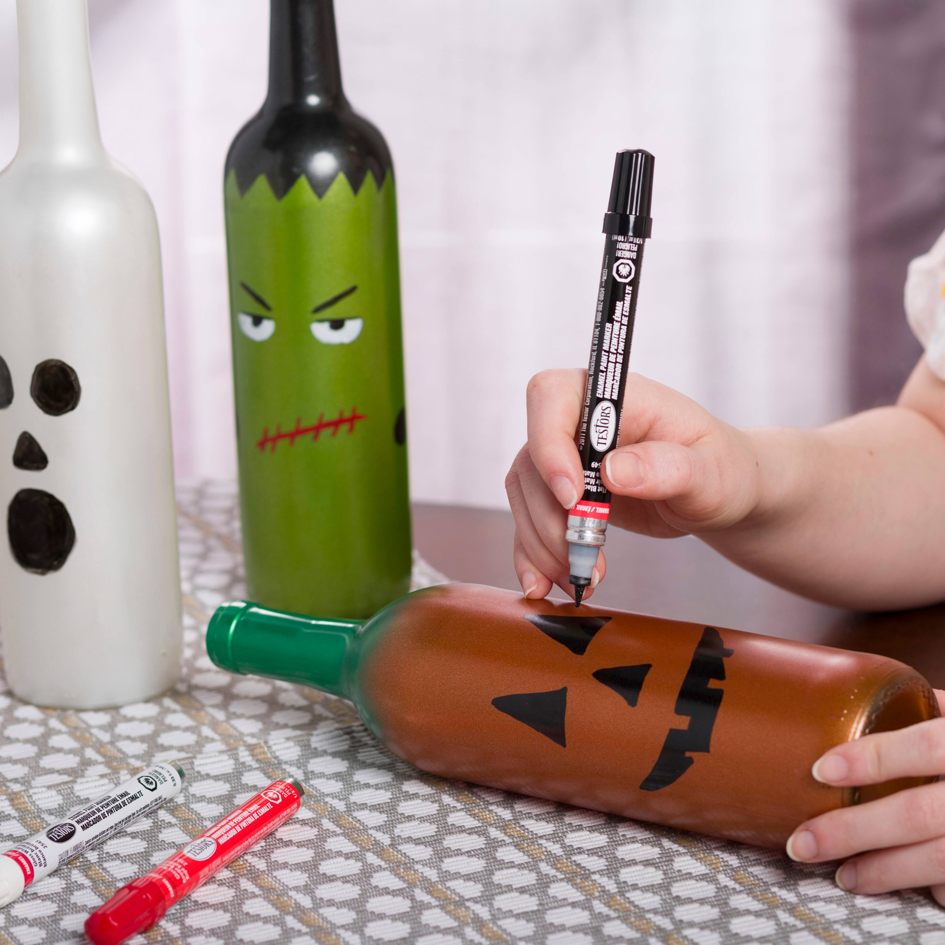 Testors® Glossy Chisel Tip Enamel Marker