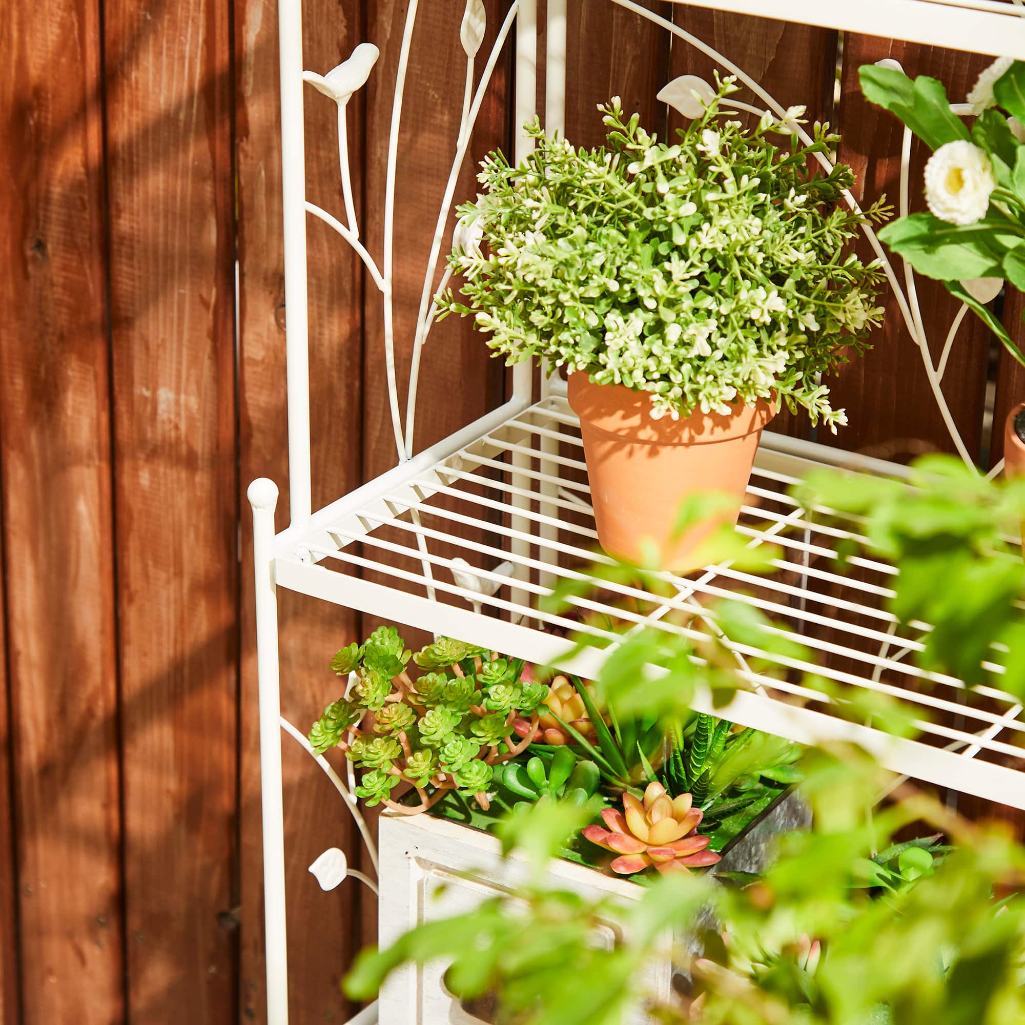 Glitzhome® 4ft. Metal 4-Tiered Rectangular Shelf Stand