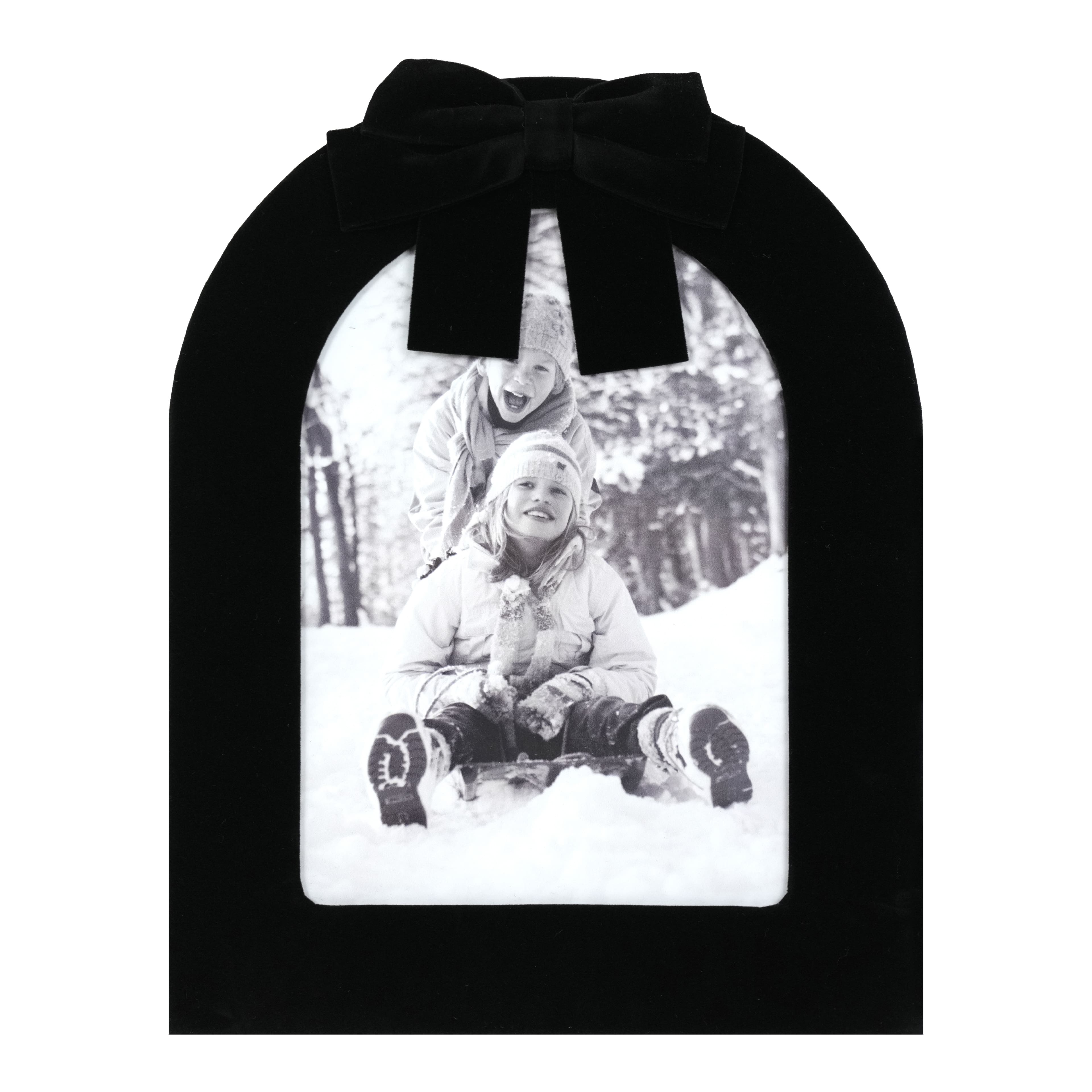 5&#x22; x 7&#x22; Velvet Arch with Bow Frame by Studio D&#xE9;cor&#xAE;