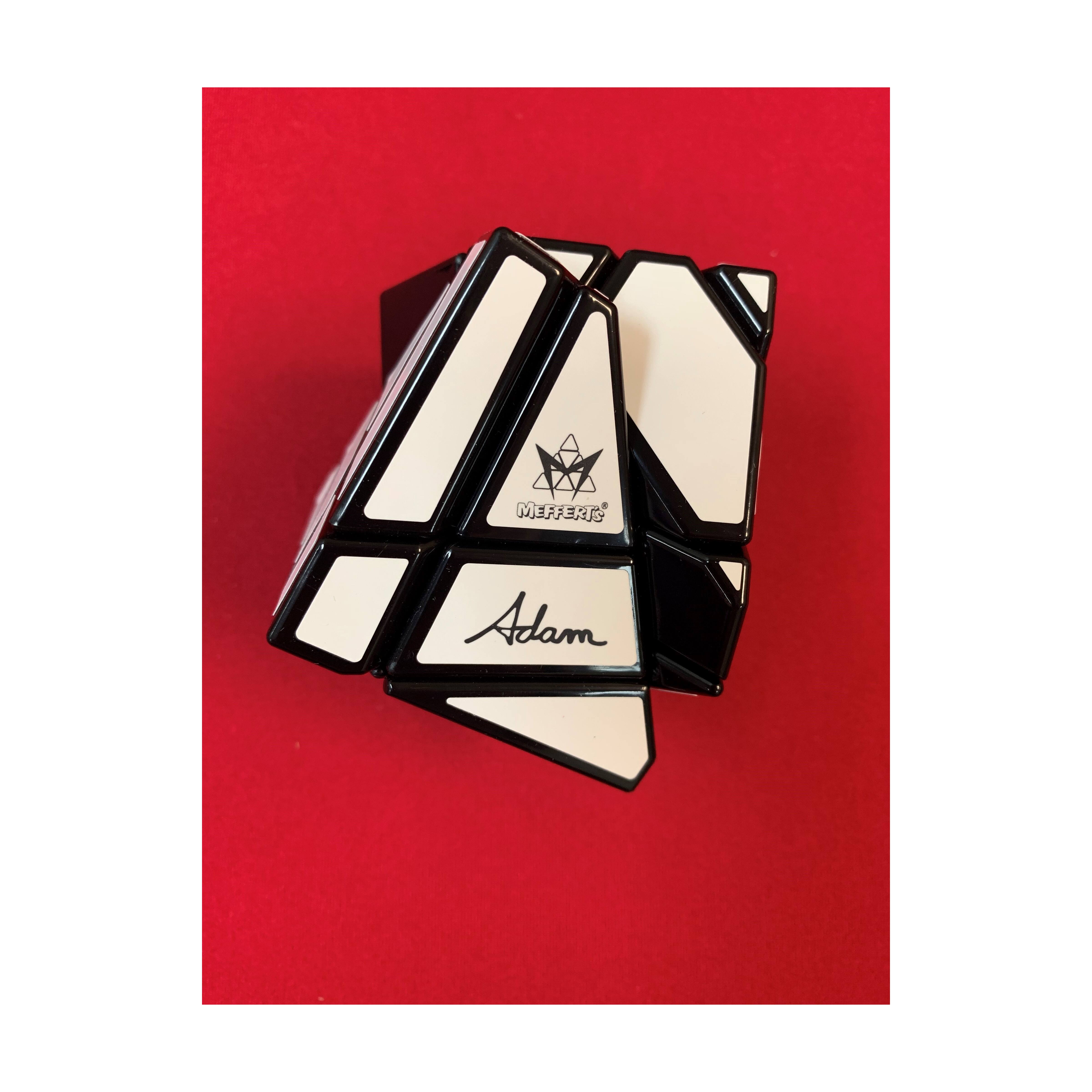 Meffert&#x27;s Puzzles - Ghost Cube