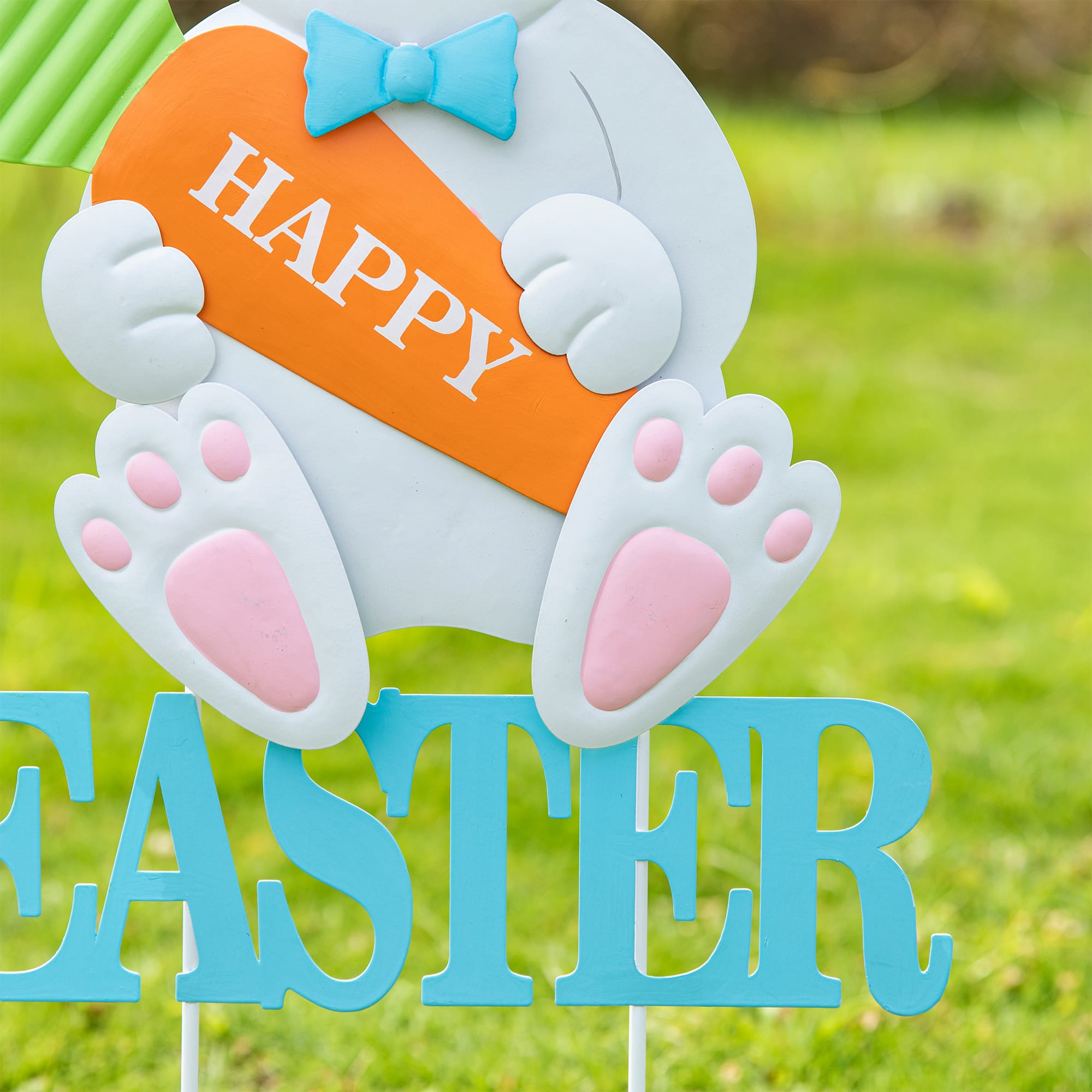 Glitzhome&#xAE; 30&#x22; Easter Metal Bunny Yard Stake