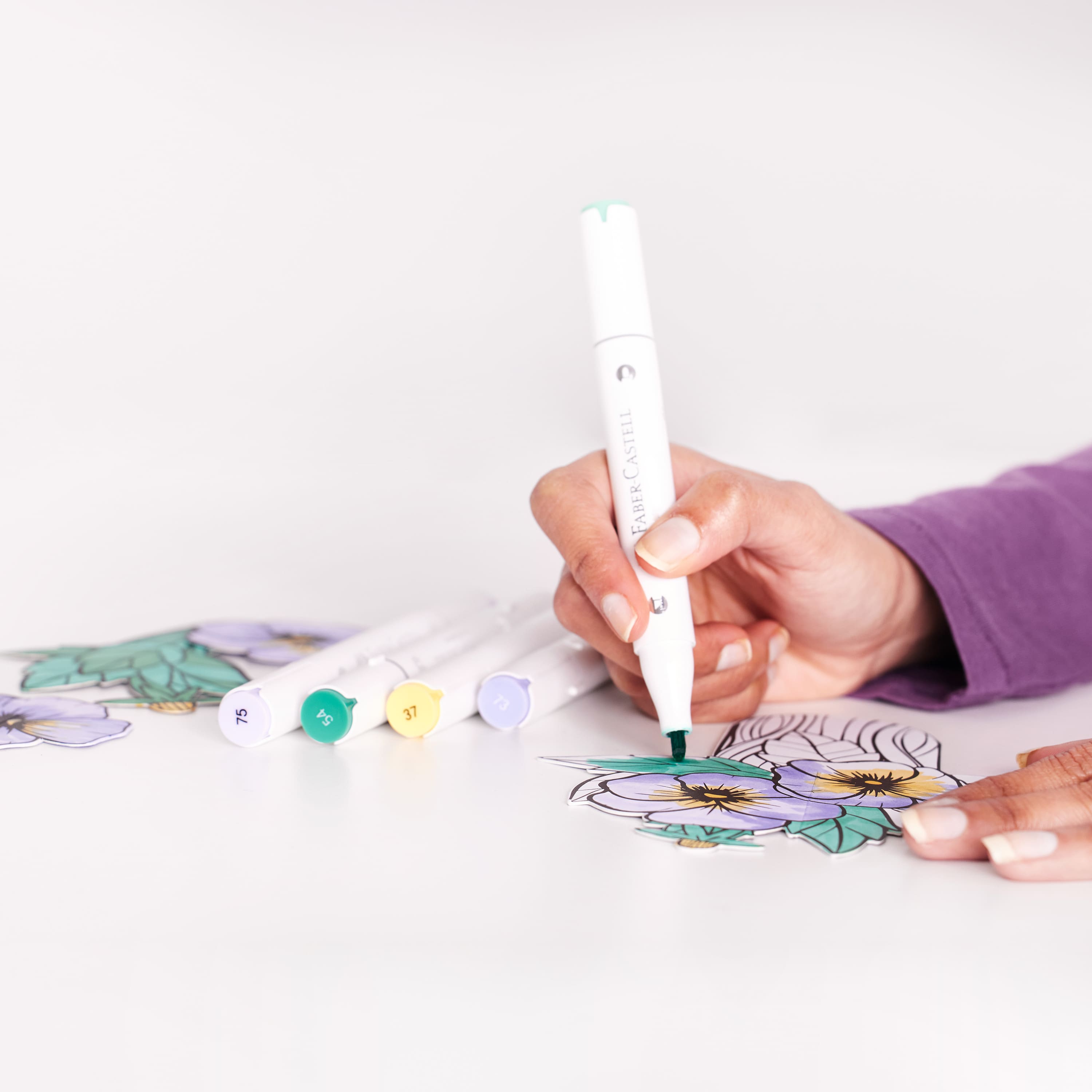 Faber-Castell&#xAE; Pop Up Coloring Pansy Bouquet Kit