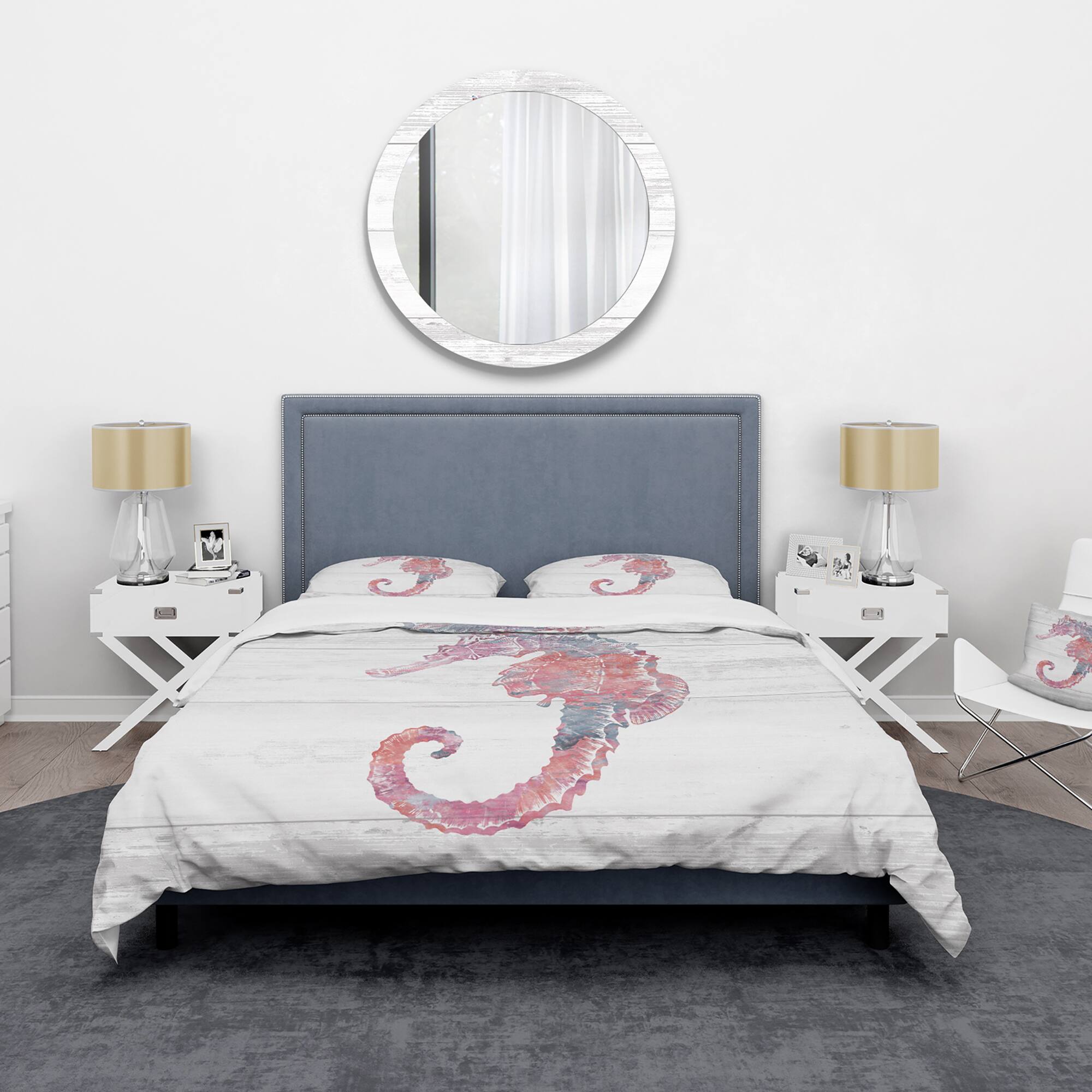 Designart &#x27;Pink seahorses Ocean Life&#x27; Coastal Bedding Set - Duvet Cover &#x26; Shams