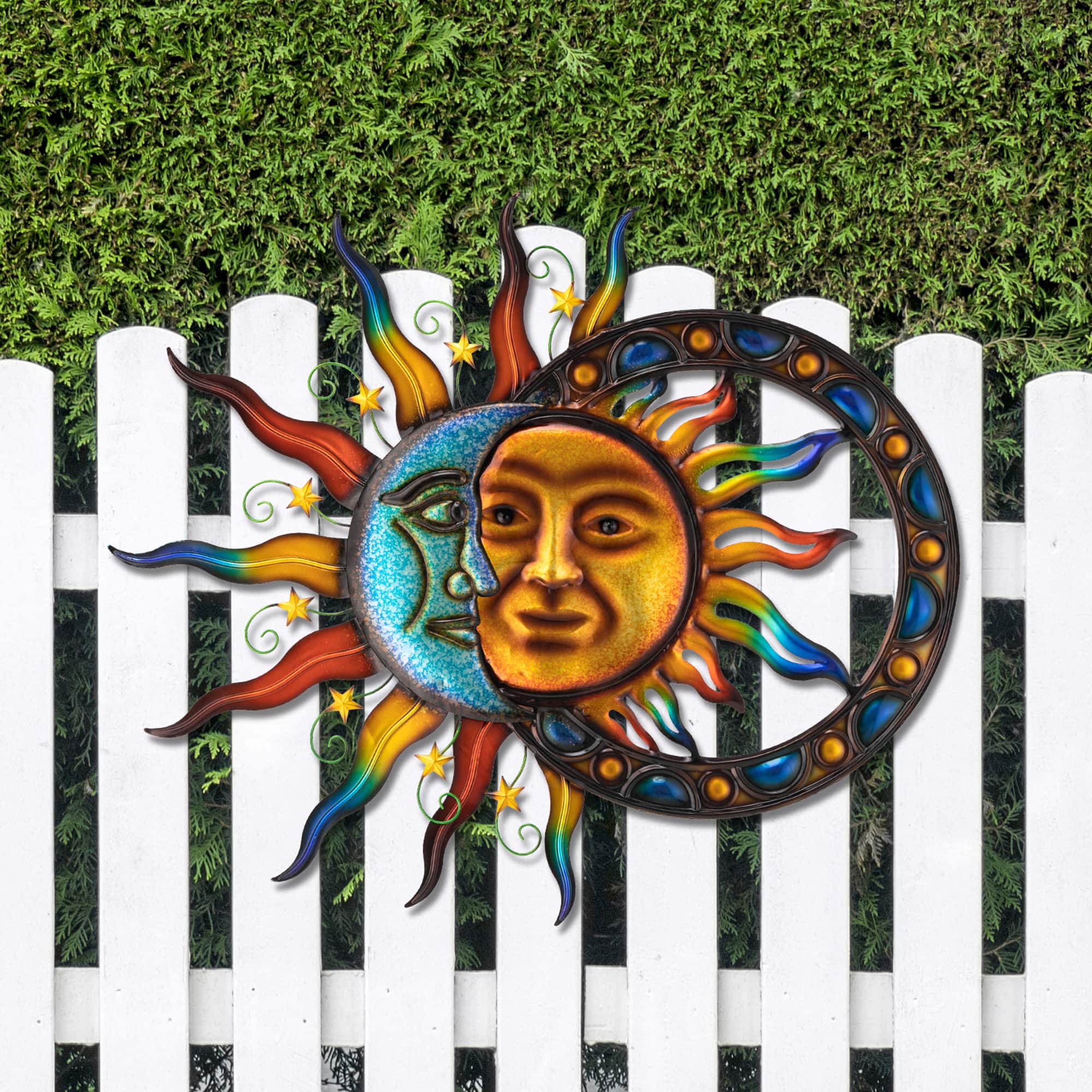 Glitzhome&#xAE; 33.5&#x22; Metal Sun &#x26; Moon Wall D&#xE9;cor