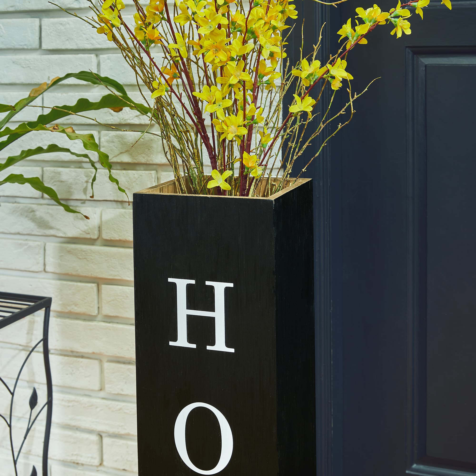 Glitzhome&#xAE; 30&#x22; Black Wood Boxed Welcome Home Porch Sign