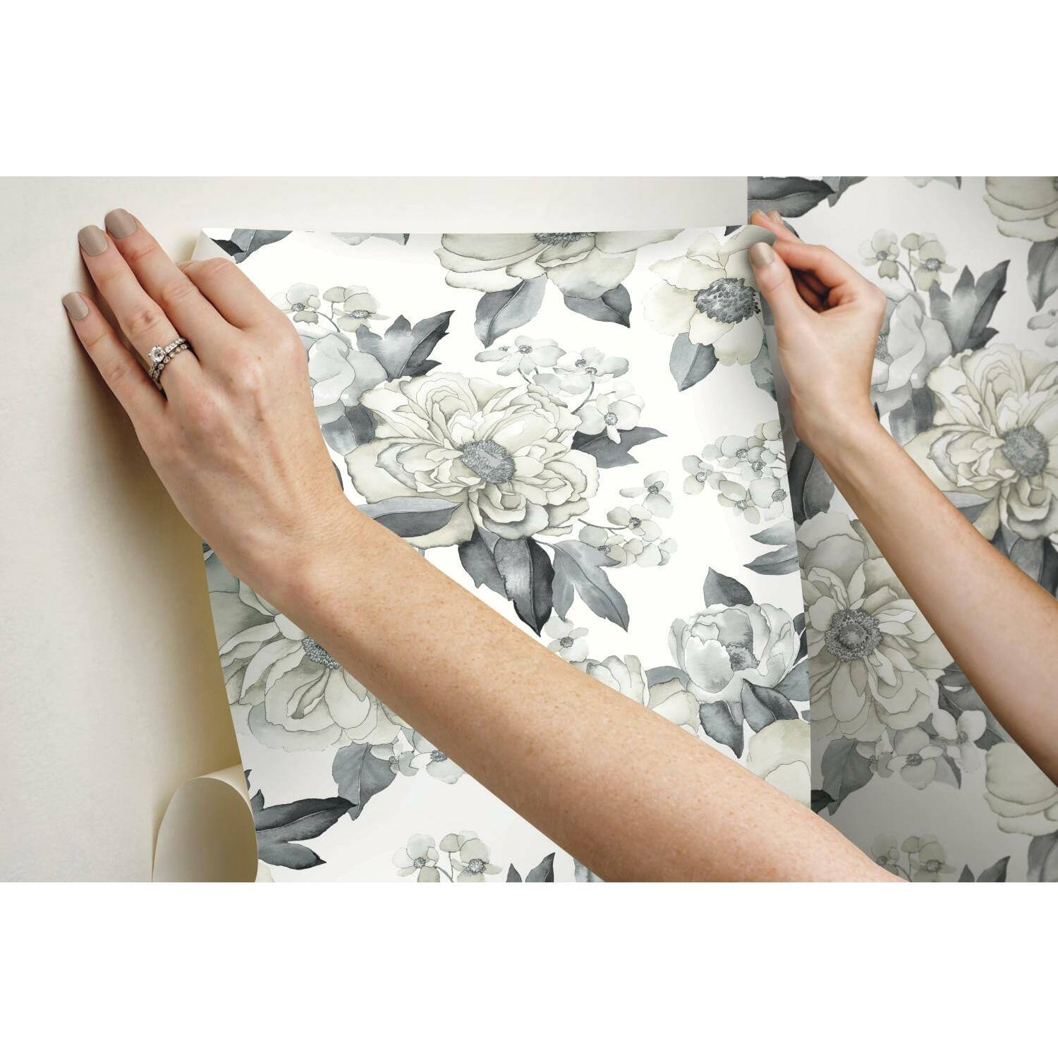 RoomMates Watercolor Floral Bouquet Peel &#x26; Stick Wallpaper