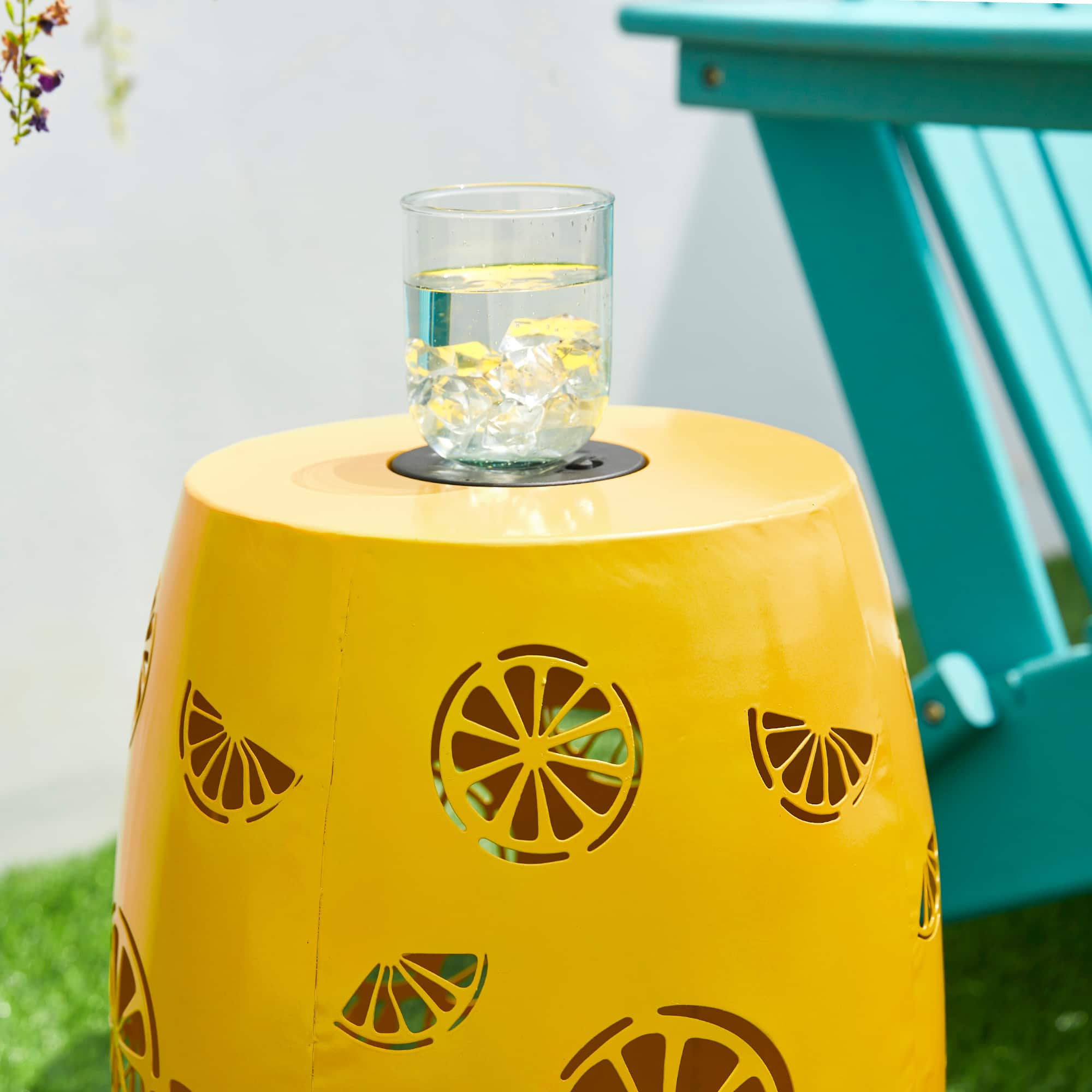 Glitzhome® 18.5" Yellow Iron Cutout Lemon Pattern Solar LED Garden Stool