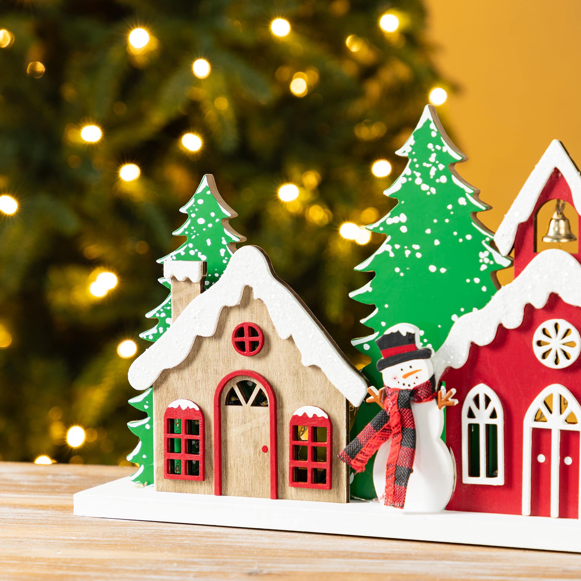 Glitzhome® 20" Lighted Wooden Christmas Villages Table Decor