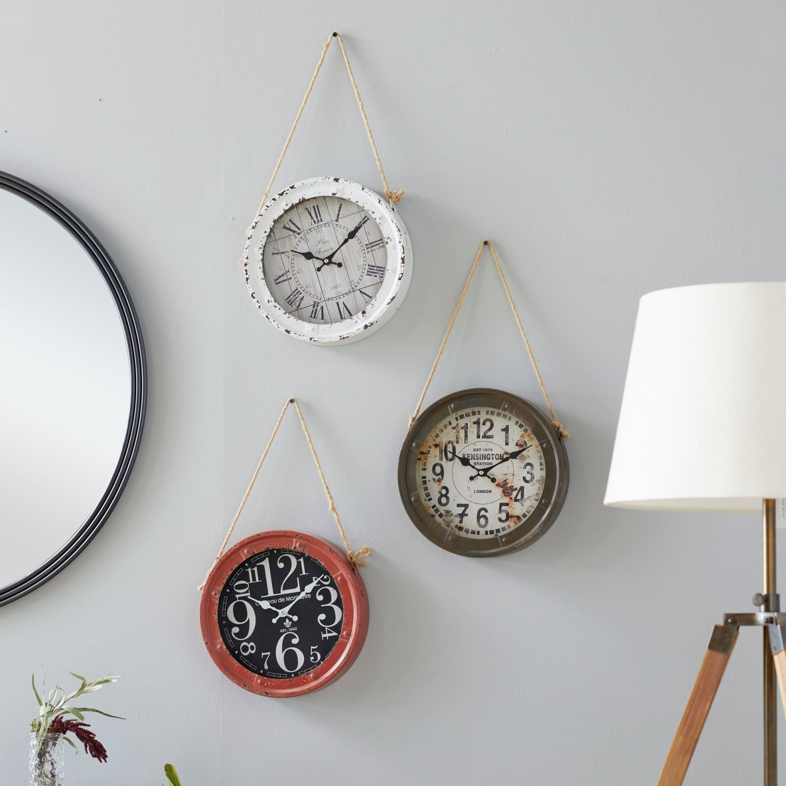 Set of 3 White Metal Vintage Wall Clock, 11&#x22;