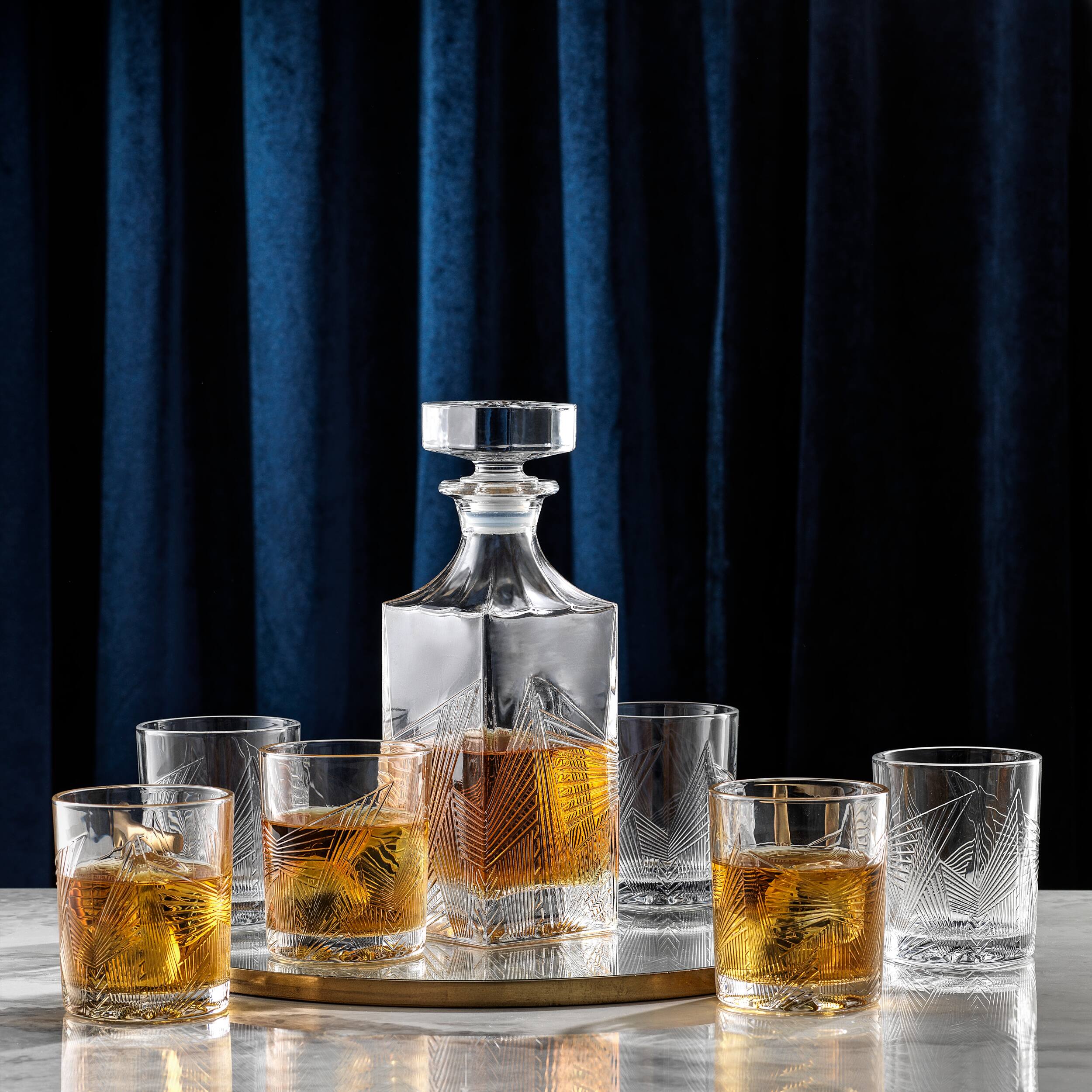 JoyJolt&#xAE; Gatsby Art Deco Whiskey Decanter &#x26; Glasses Set