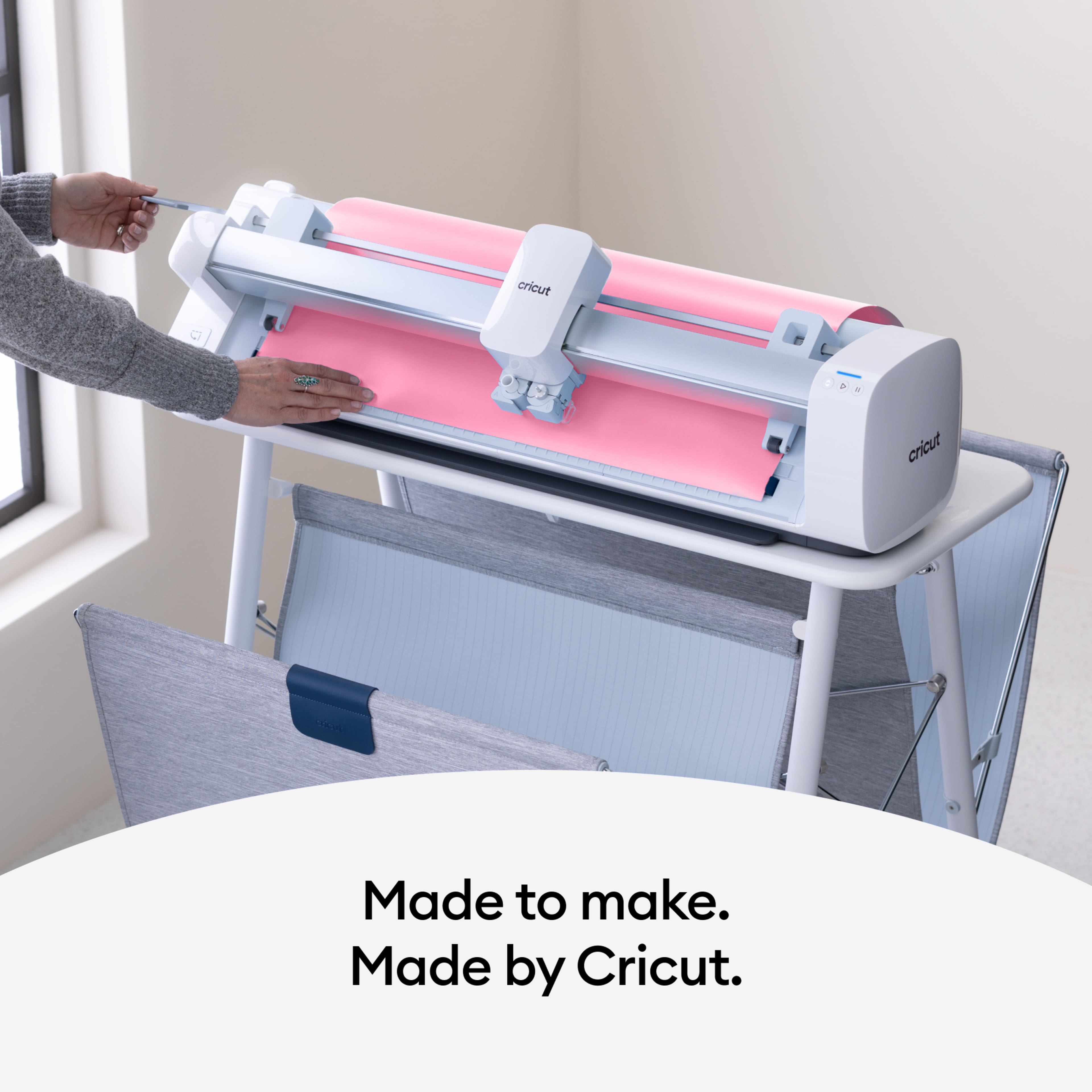 Cricut&#xAE; 25&#x22; Removable Smart Vinyl&#x2122;