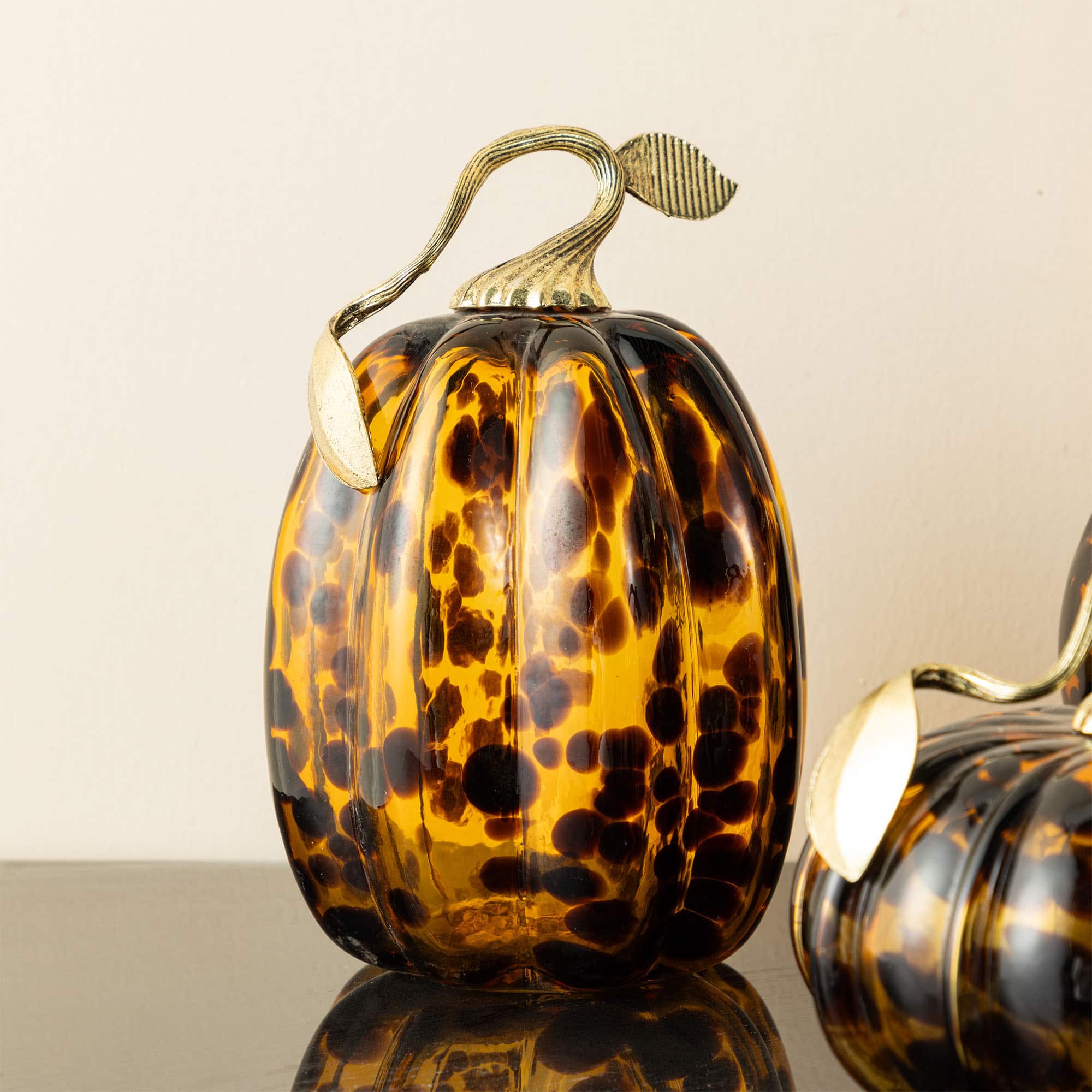 Glitzhome&#xAE; Amber Dots Glass Pumpkin