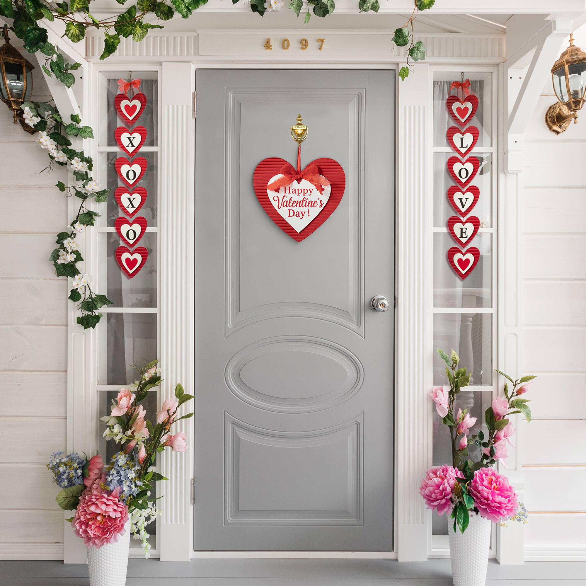 Glitzhome® 13.5" Valentine's Wooden Heart Door Hanger