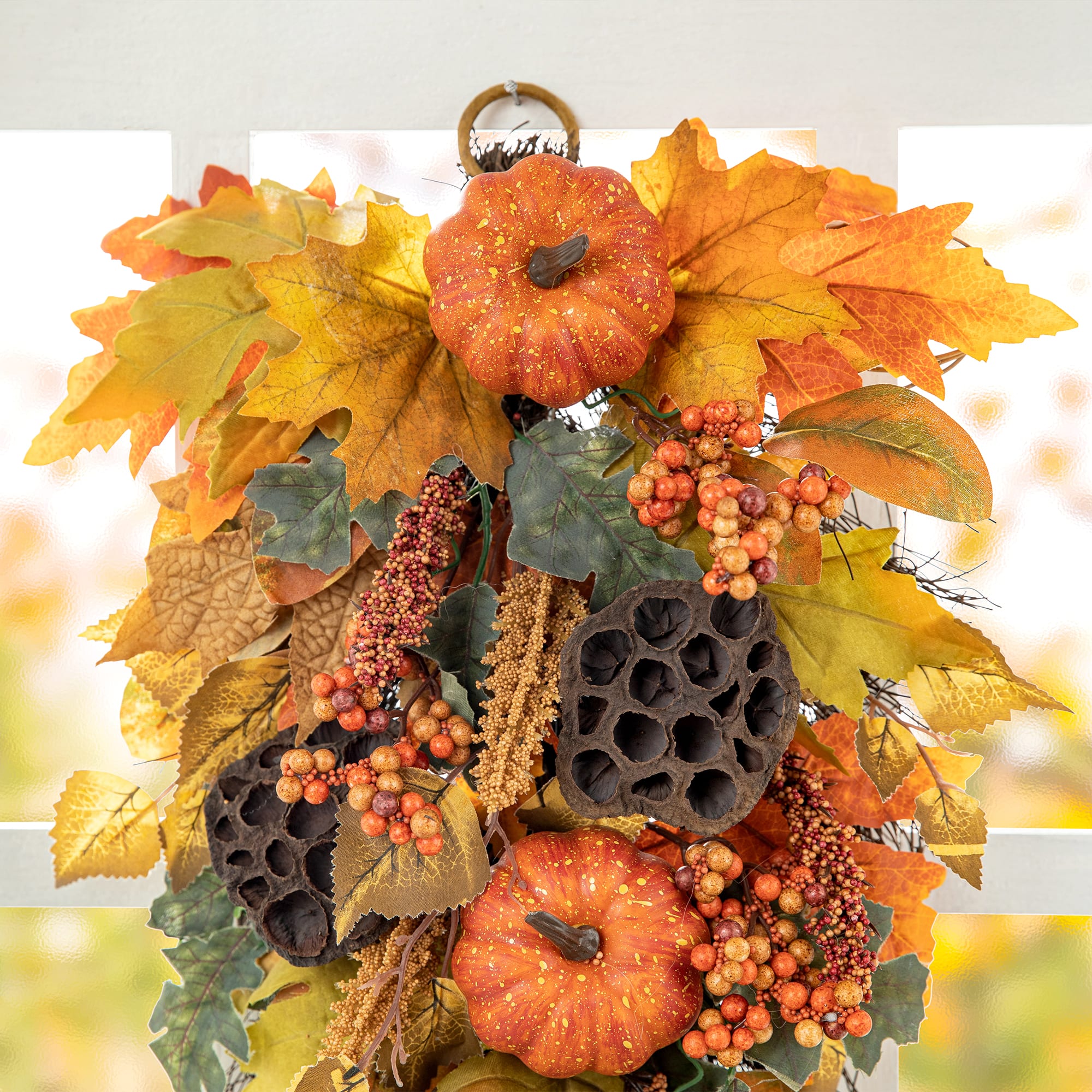 Glitzhome&#xAE; 25&#x22; Fall Pumpkin Leaf Swag
