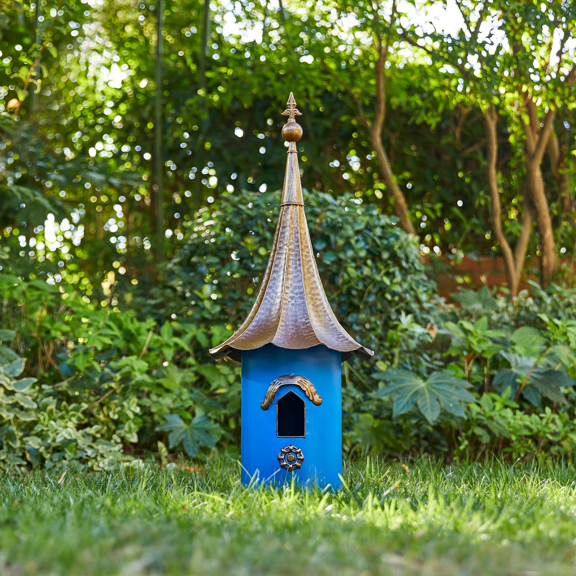Glitzhome® 32" Retro Blue Metal Pagoda Birdhouse
