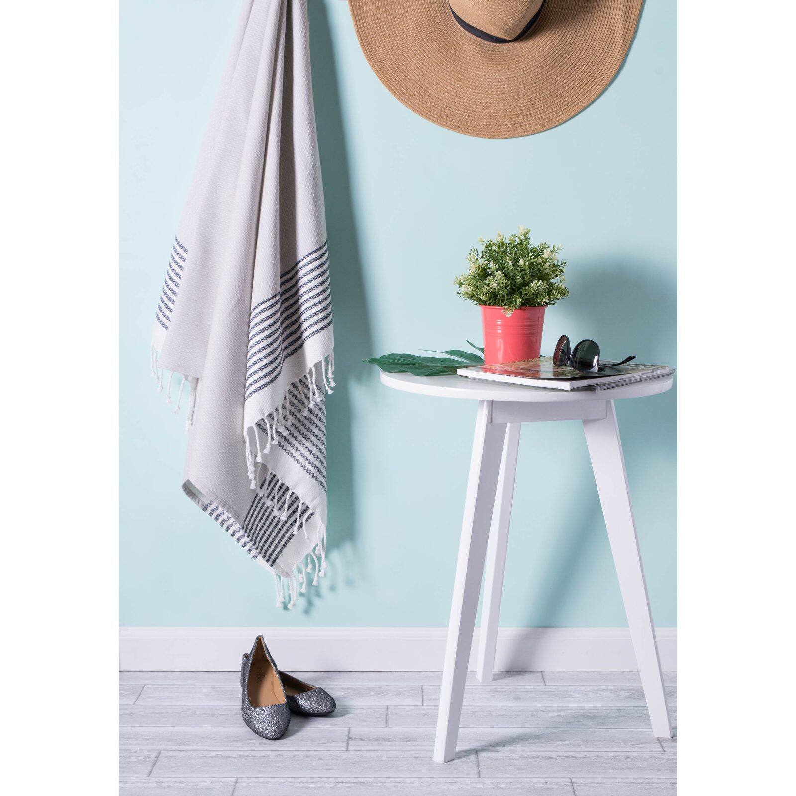 DII® Navy Stitched Stripe Fouta Towel