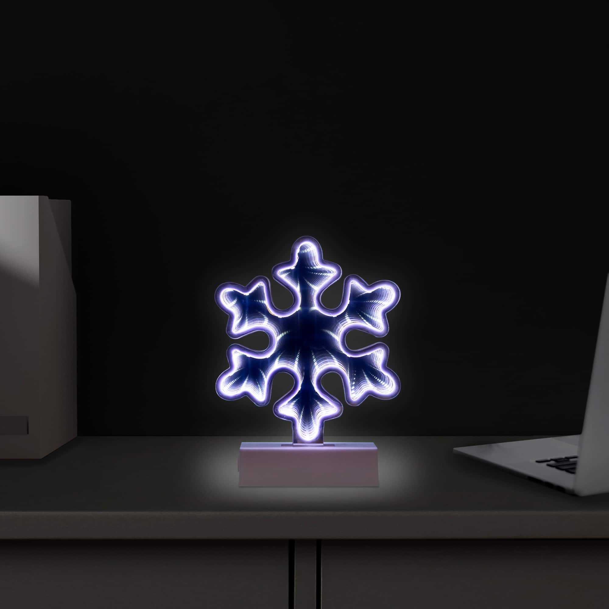 LED 3D Snowflake Christmas Infinity Mirror Light - 7.75&#x22;
