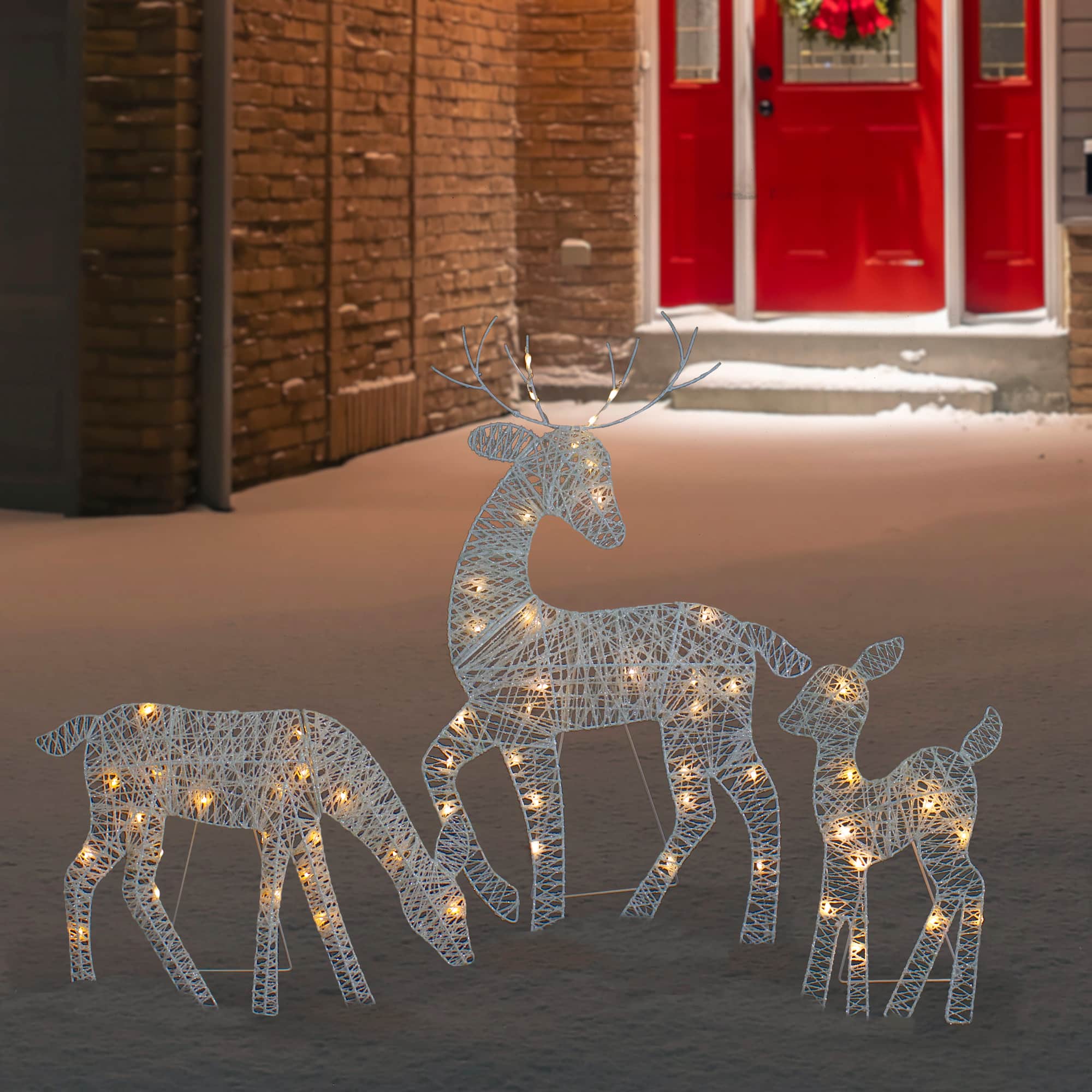 White LED Reindeer Family Outdoor Christmas Décor Set