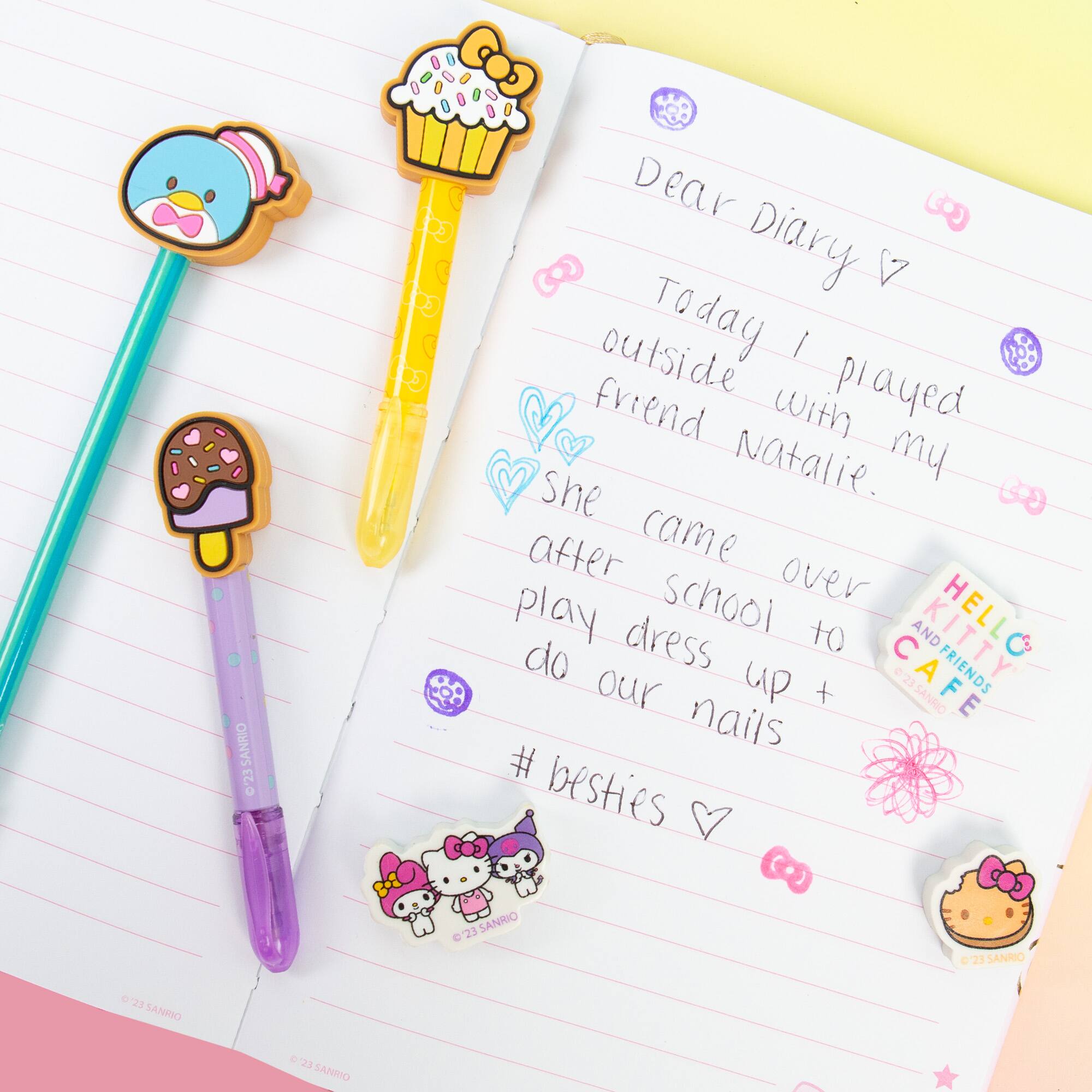 Hello Kitty® & Friends Café Multi Pen Set
