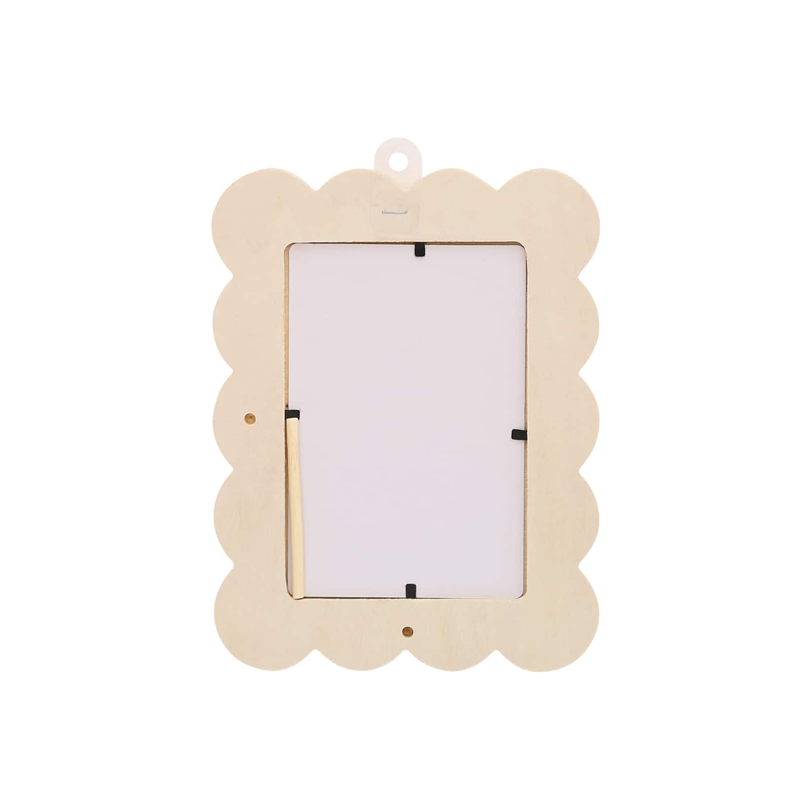 4" x 6" Wooden Scalloped Frame by Make Market®