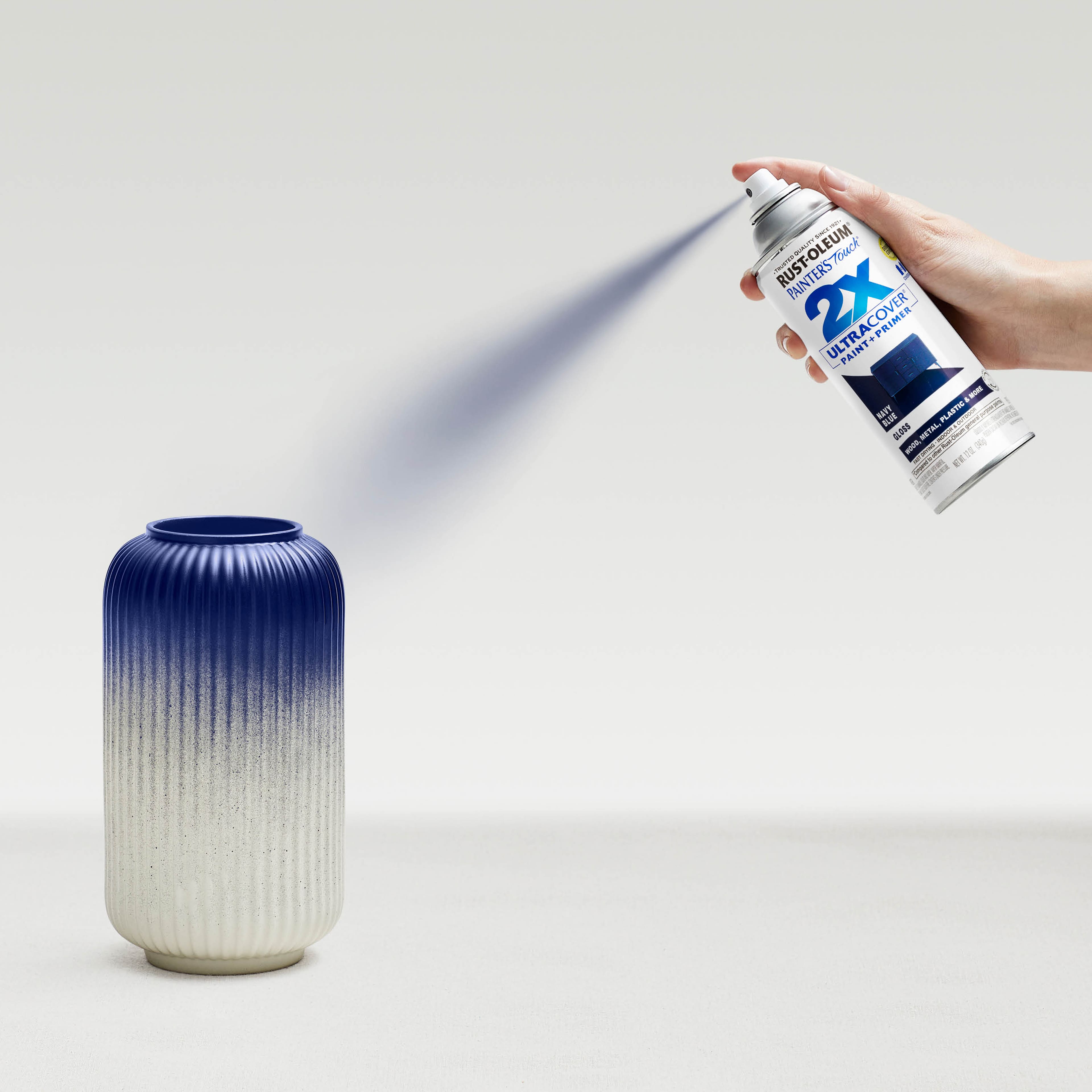 Rust-Oleum&#xAE; Painter&#x27;s Touch&#xAE; 2X Ultra Cover&#xAE; Gloss Spray Paint