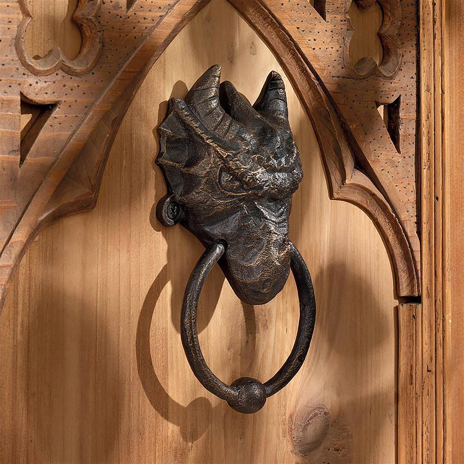 Design Toscano Head of the Dragon Foundry Iron Door Knocker