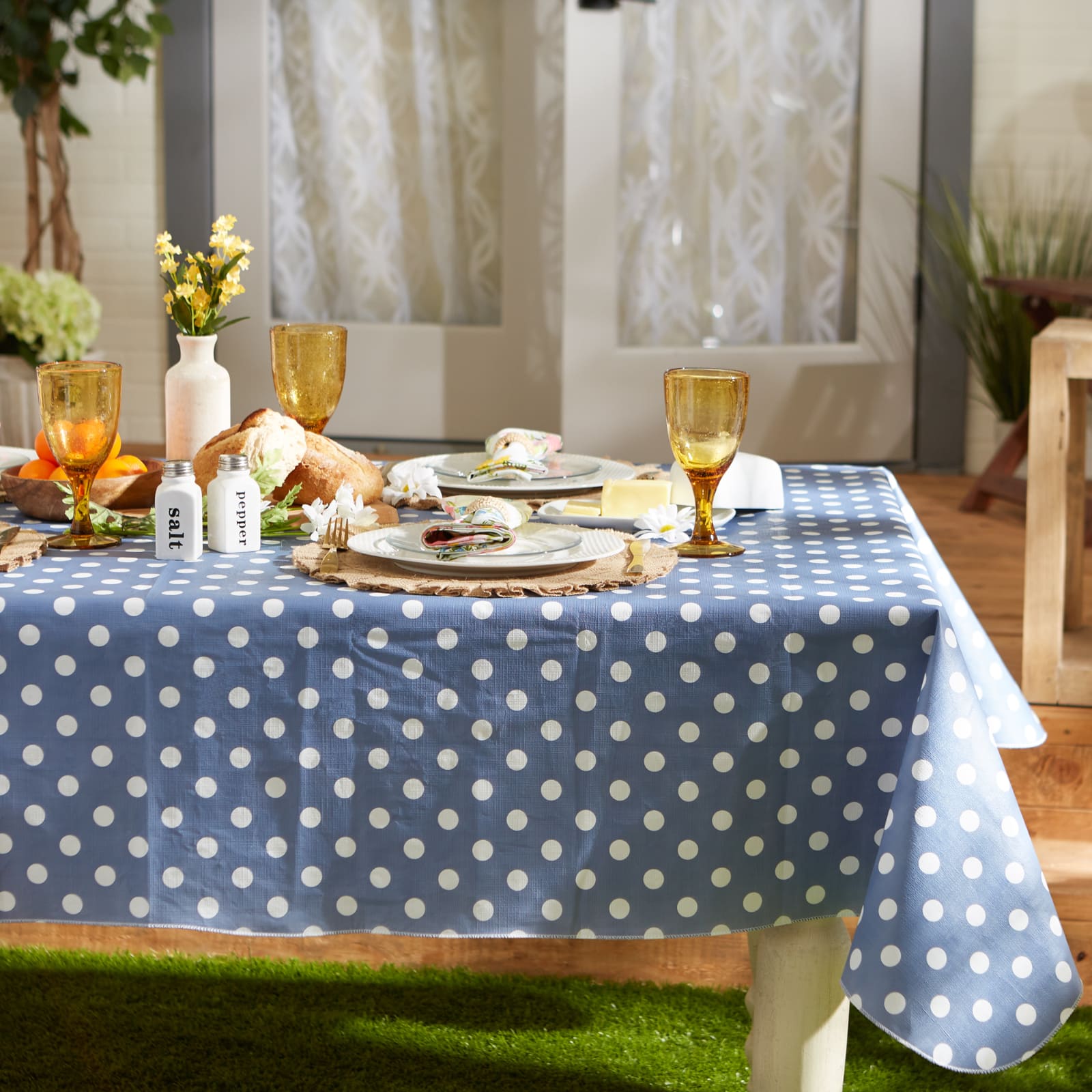 Stonewash Blue Polka Dot Vinyl Tablecloth 70&#x22; Round