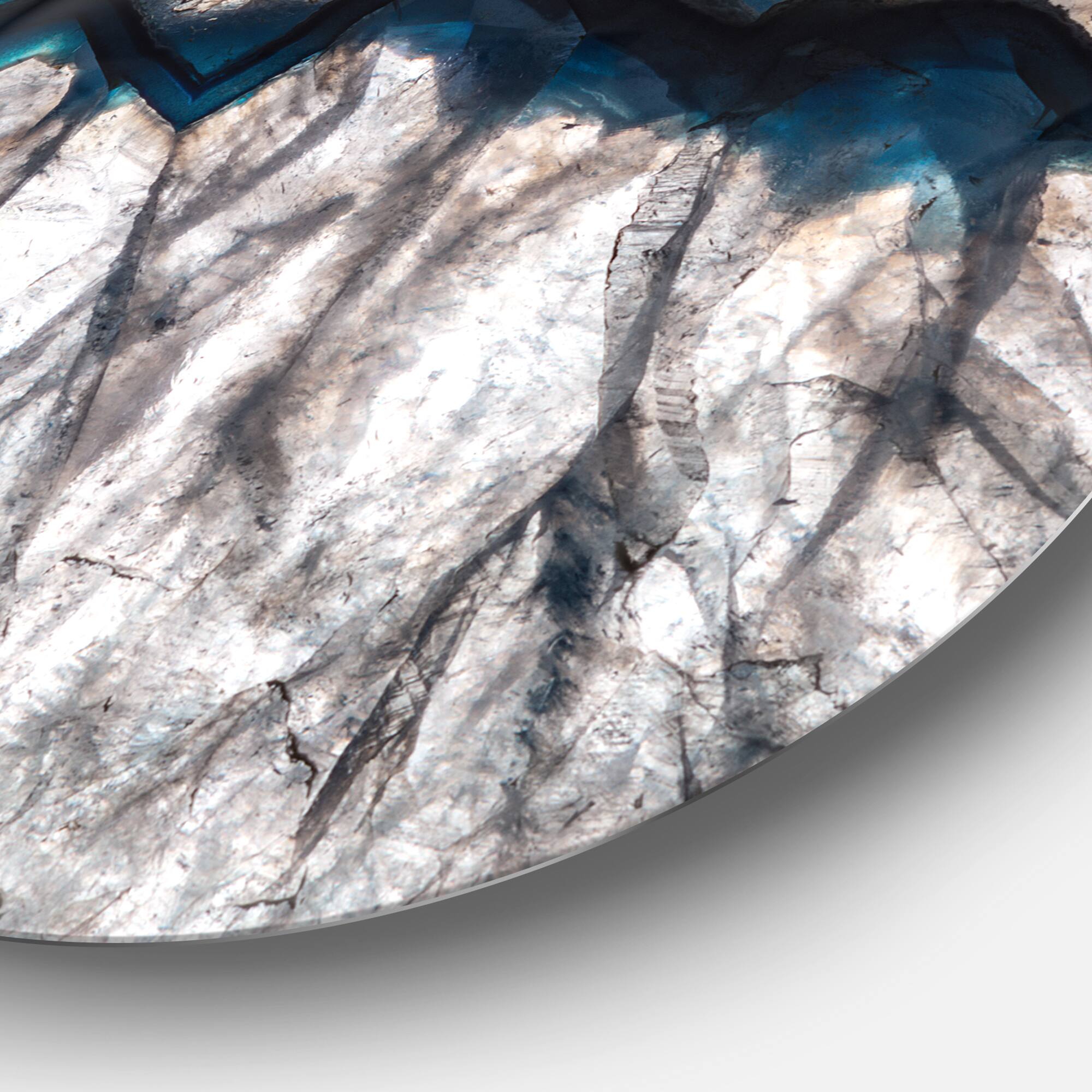 Designart - Backlit Mineral Macro' Disc Abstract Metal Circle Wall Art Print