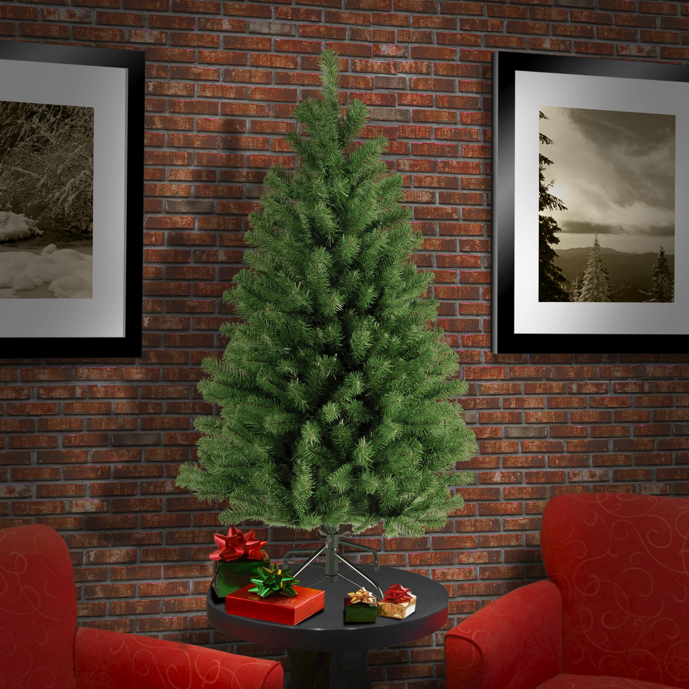 4ft. Unlit North Valley&#xAE; Spruce Artificial Christmas Tree