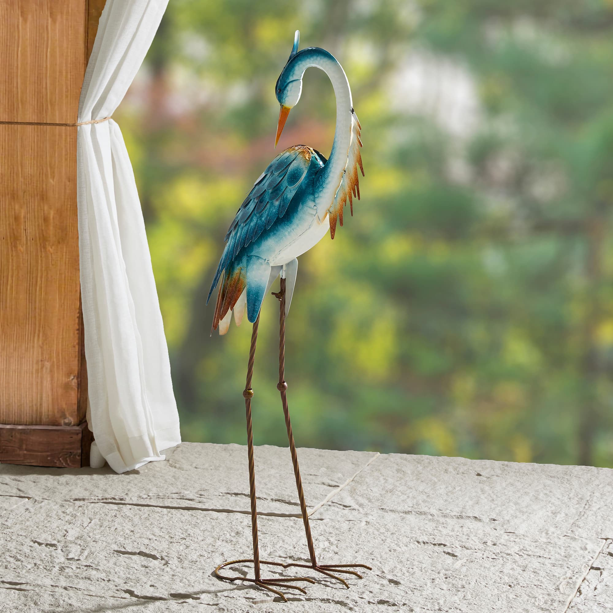 Glitzhome&#xAE; 38.5&#x22; Metal Standing Crane Garden Statue with Stakes